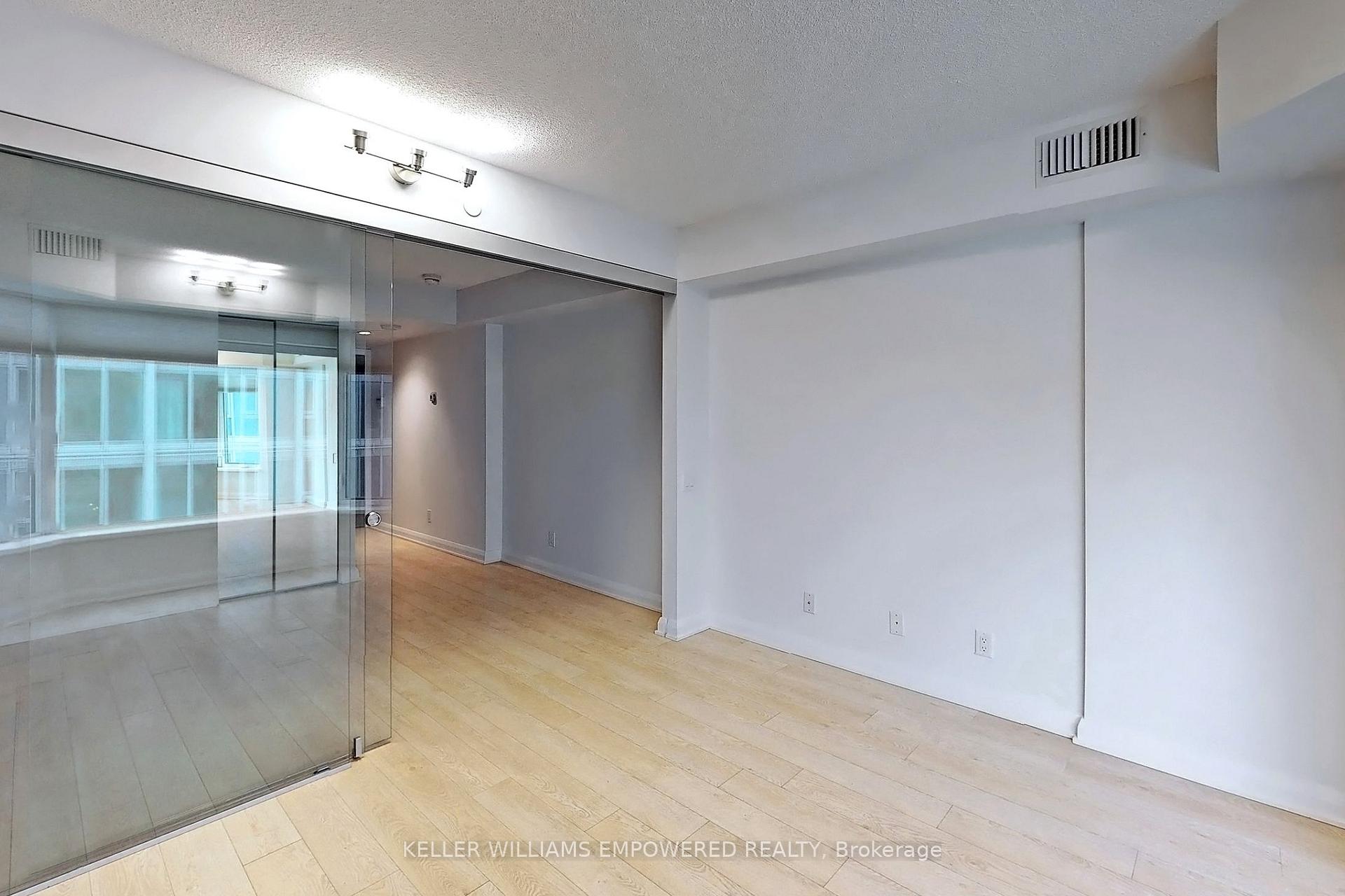 1 Bedroom Condo at 155 Yorkville,  Toronto For sale