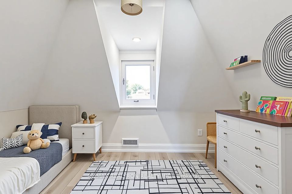 9 Blandford