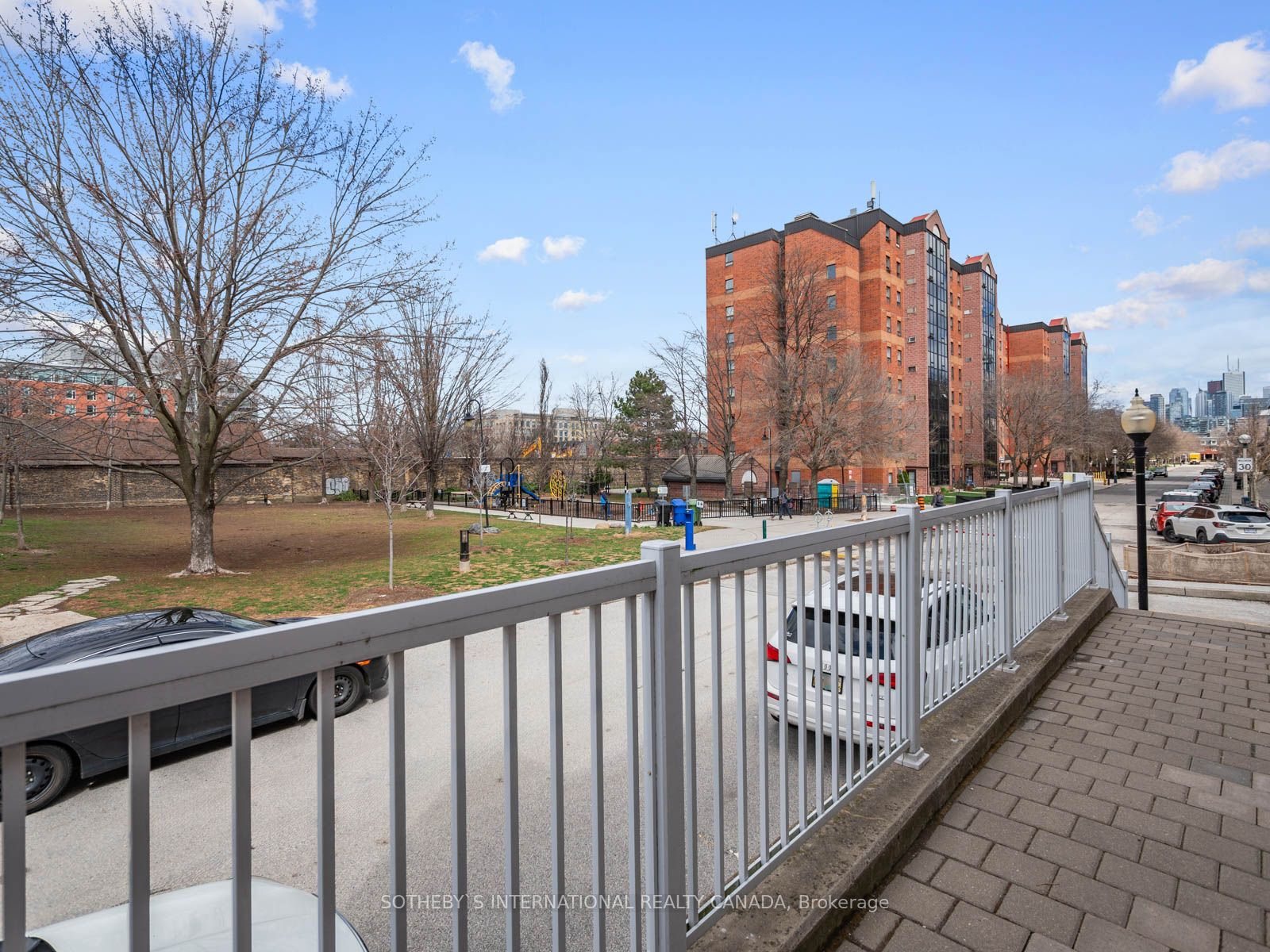 12 Sudbury Street, #802