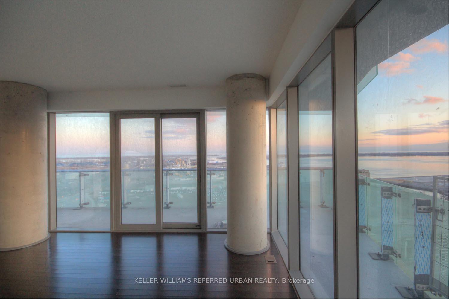 2 Bedrooms Condo at 70 Distillery, Toronto For sale