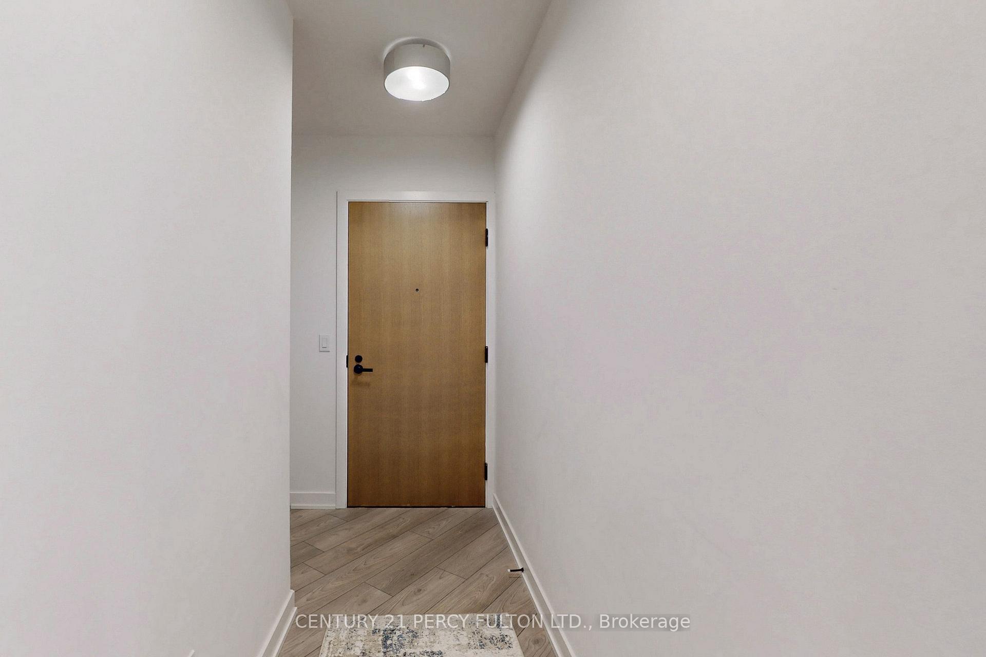 3 Bedrooms Condo at 8 Tippett, Toronto For sale