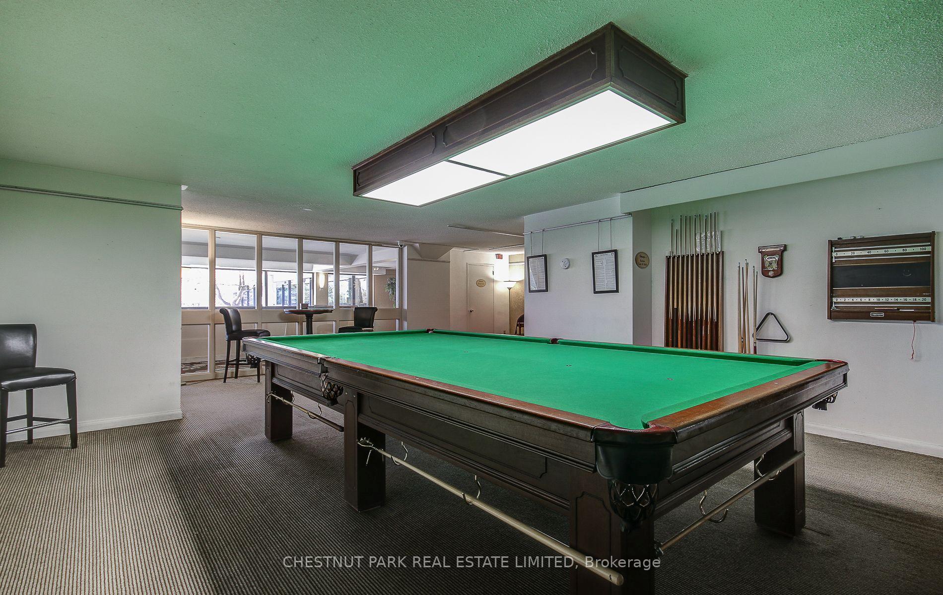 2 Bedrooms Condo at 1400 Dixie, Mississauga For sale