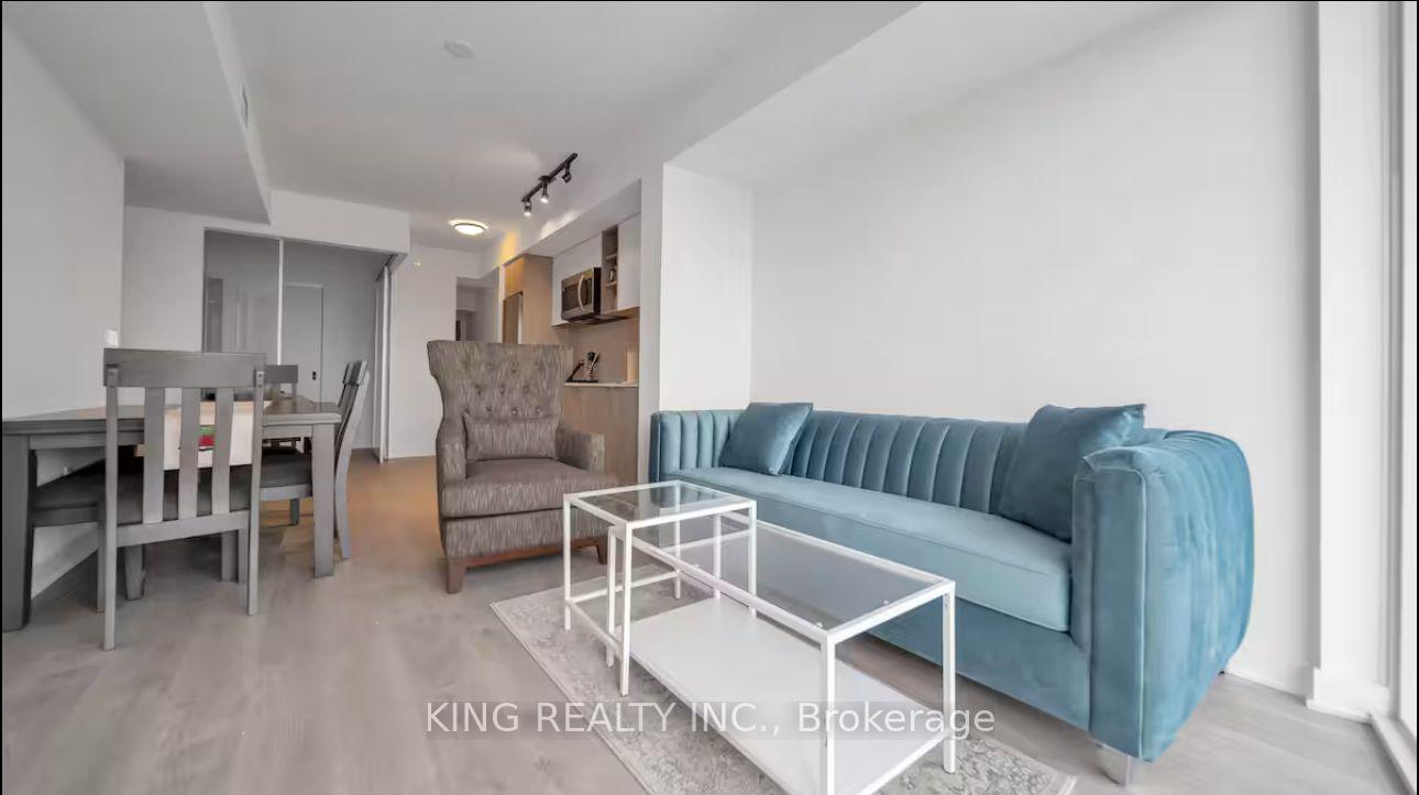 3 Bedrooms Condo at 36 Zorra,  Toronto For sale