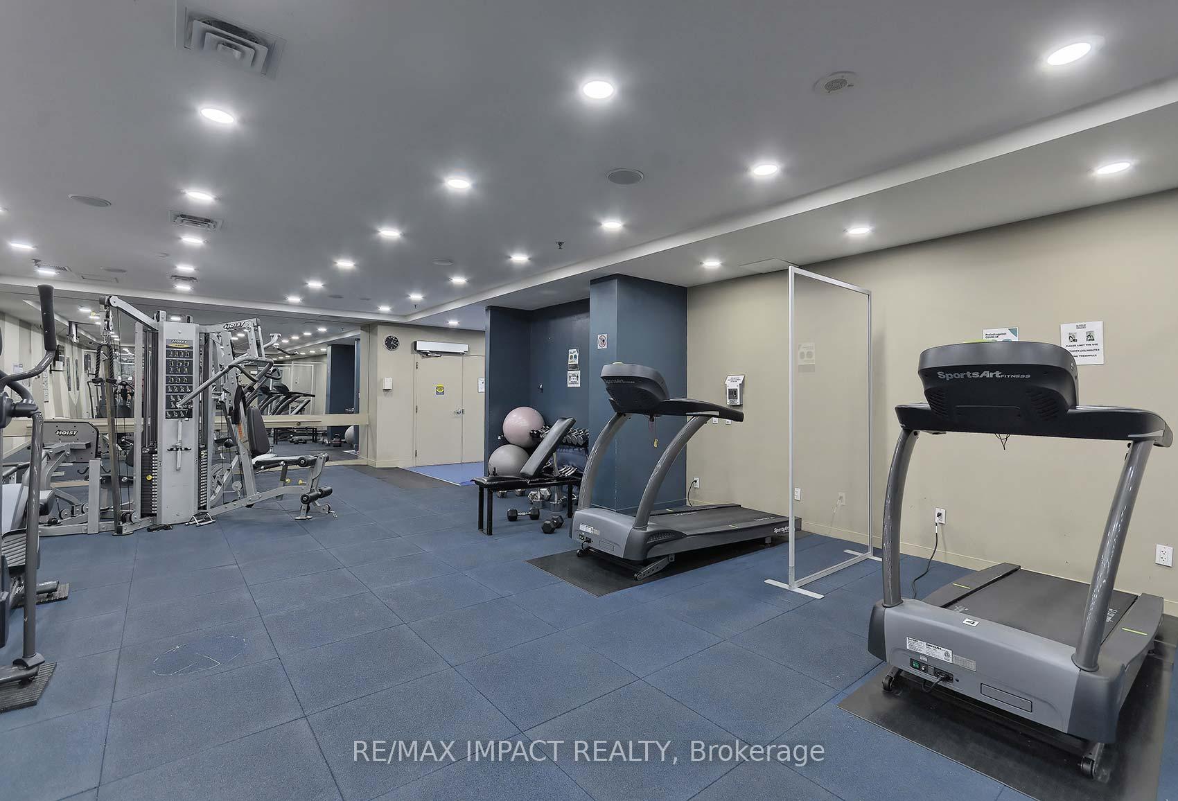 1 Bedroom Condo at 123 Omni, Toronto For sale