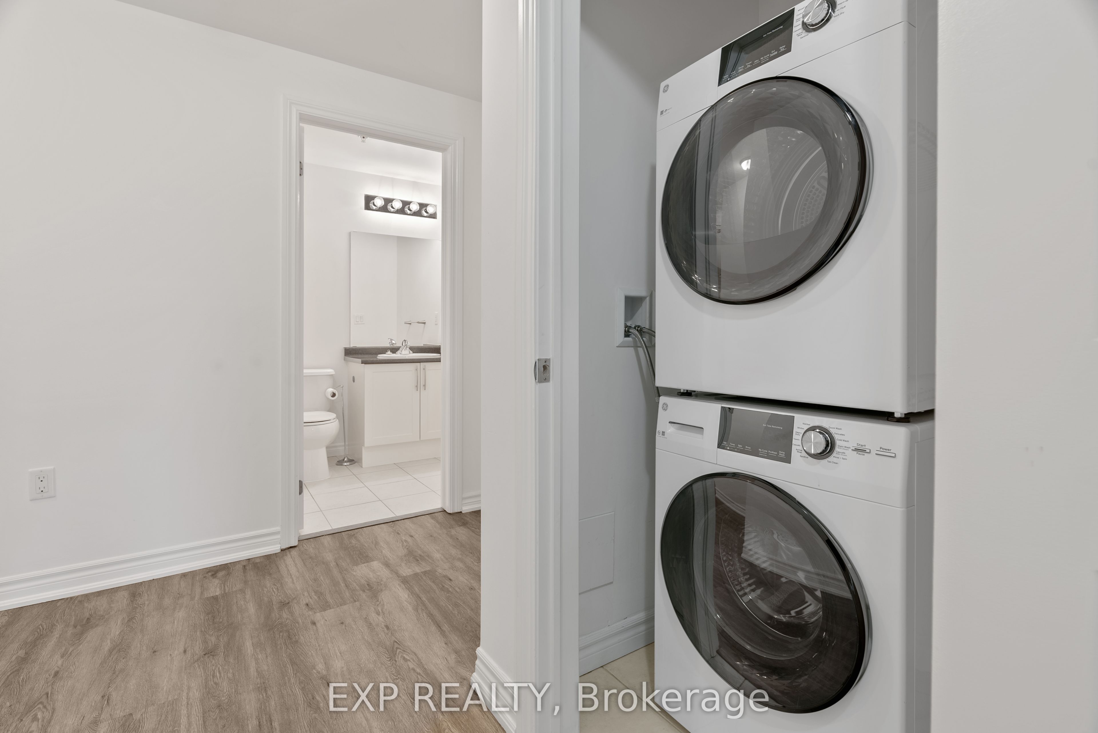 427 Aberdeen Avenue, #102