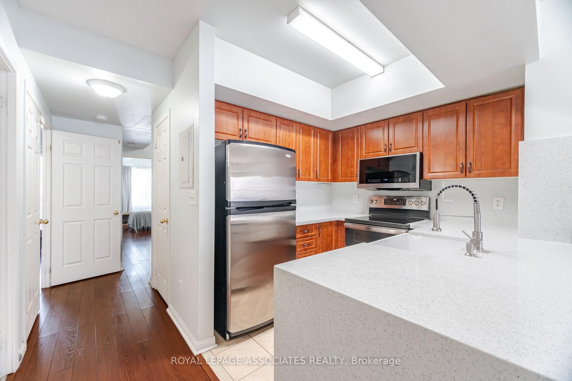 3 Bedrooms Condo at 3043 Finch, Toronto For sale