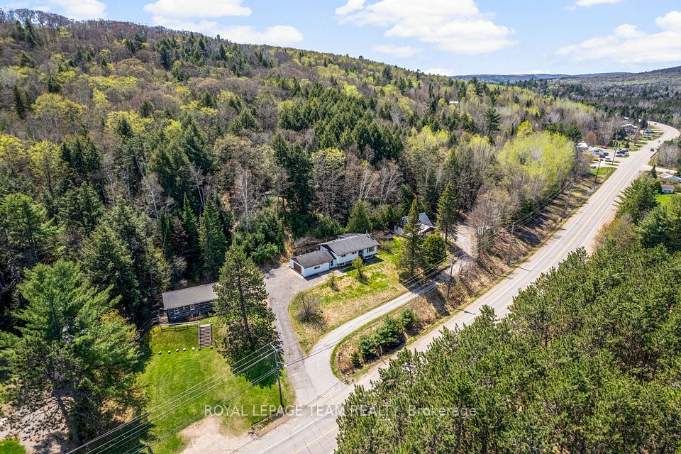39220 Combermere Road, Madawaska Valley, ON K0J 1L0