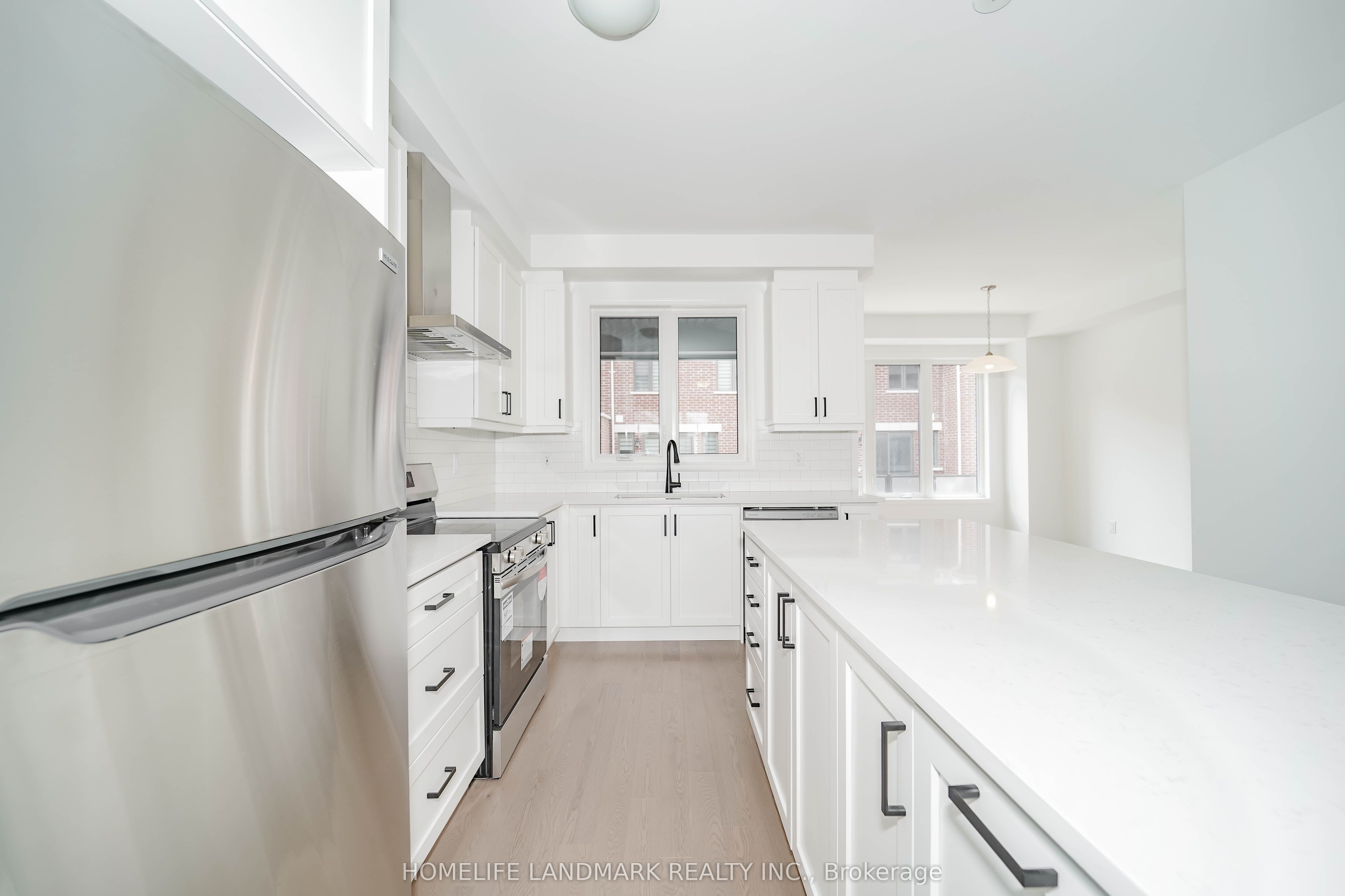 5 Wisla Avenue