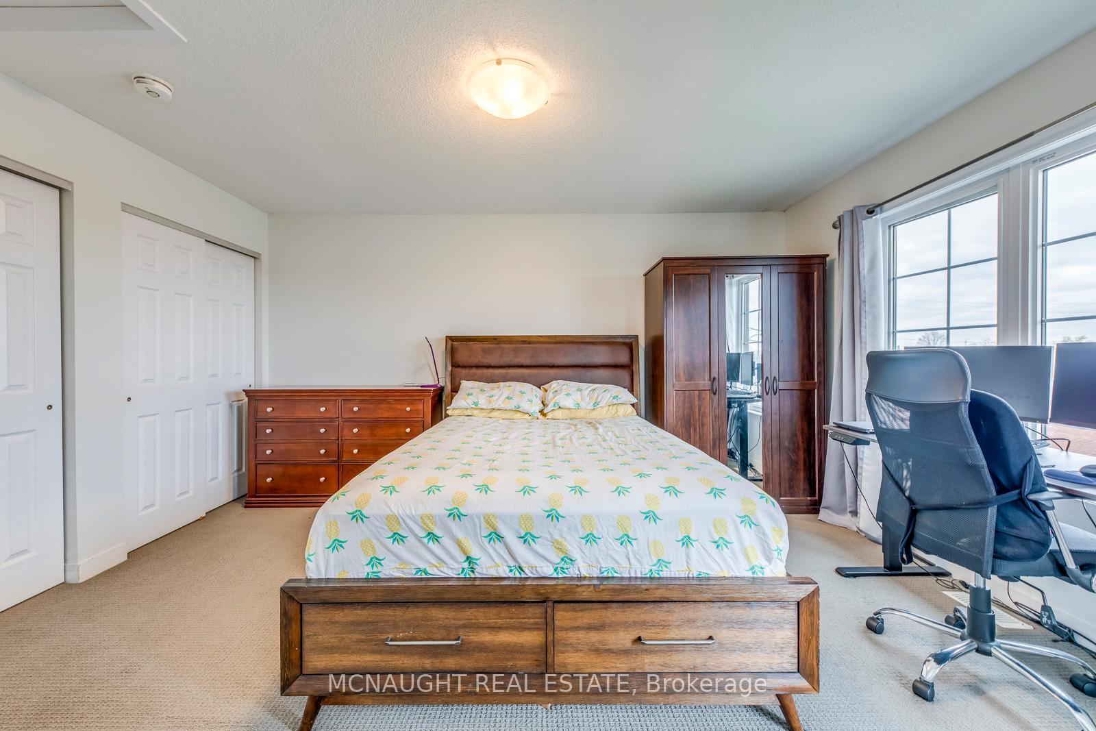3 Bedrooms Condo at 9 Forbes, Toronto For sale