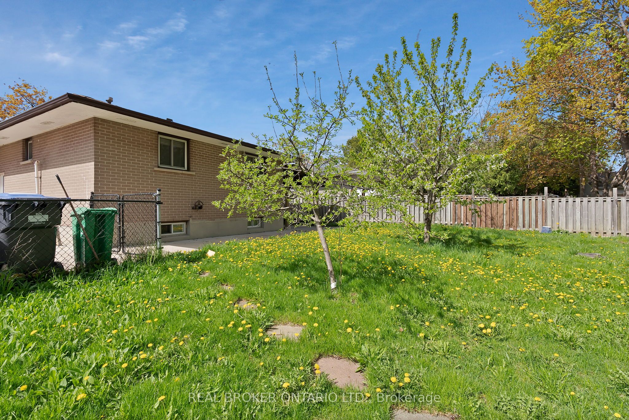 251 Vodden Street E, #Main Fl