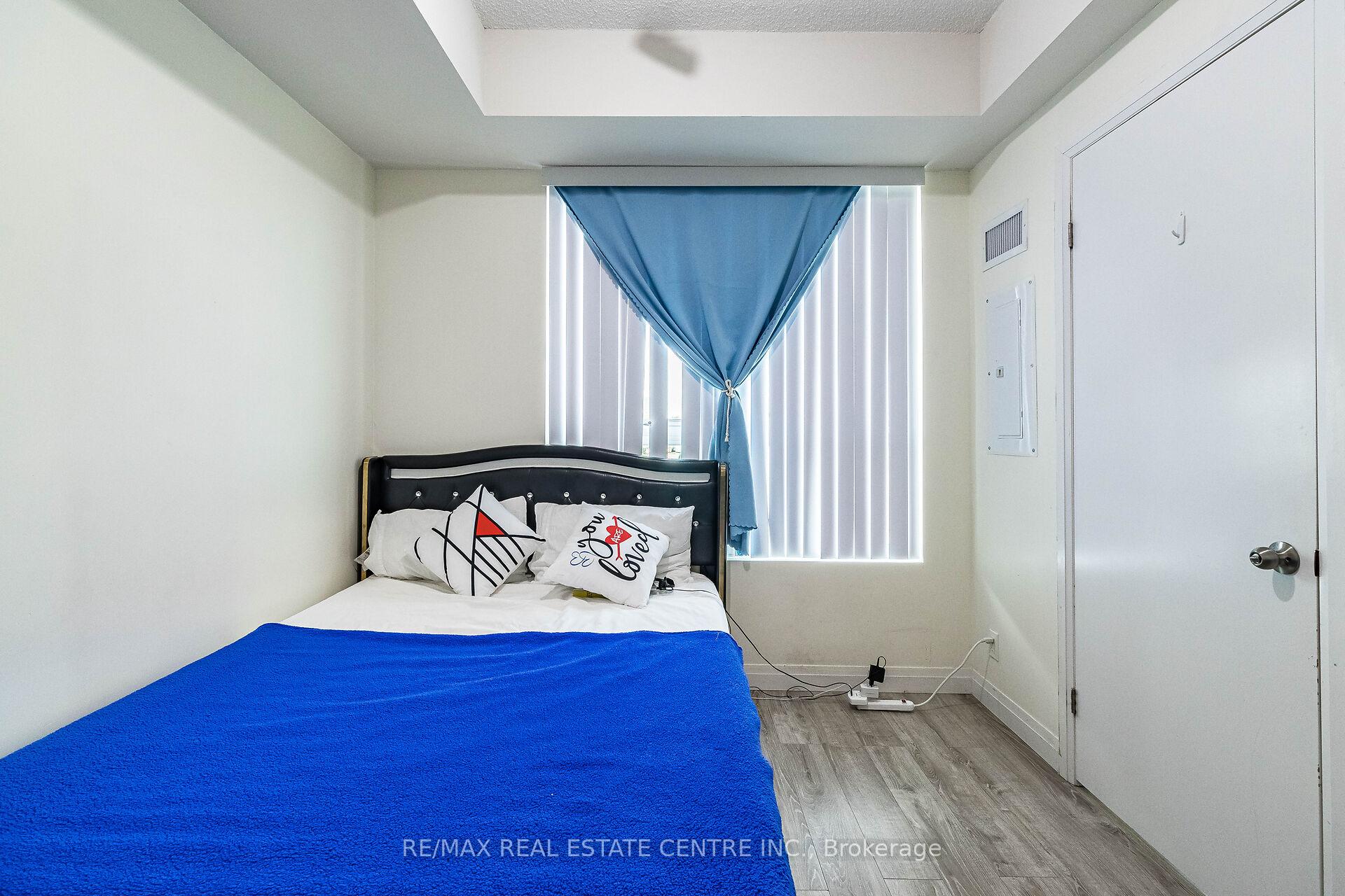 2 Bedrooms Condo at 22 East Haven,  Toronto For sale