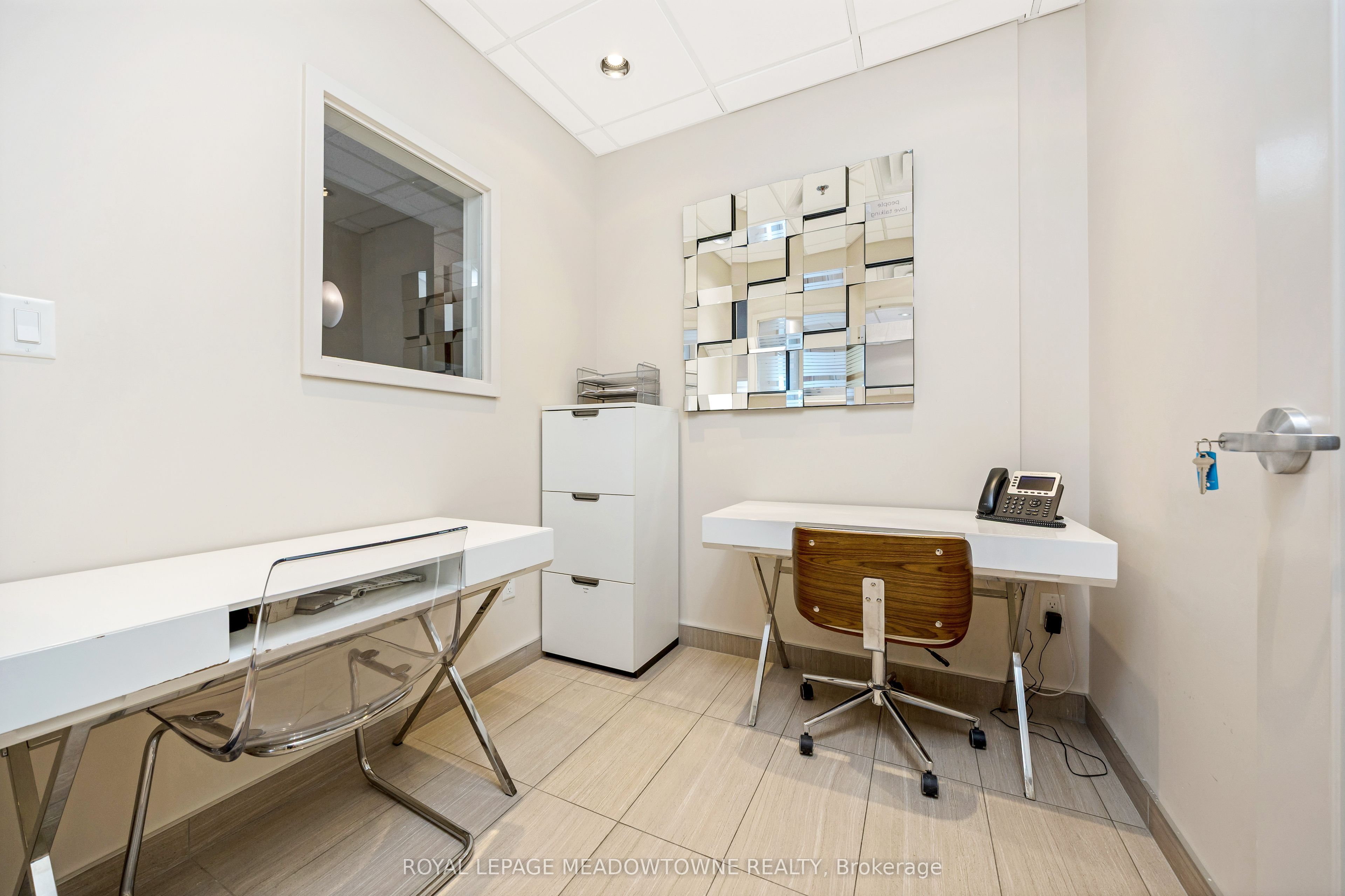 450 Bronte Street S, #110
