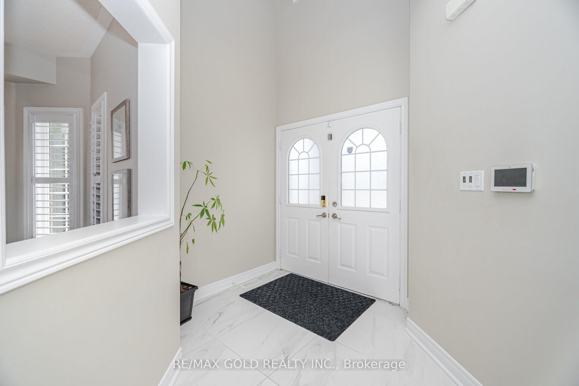55 Royal Valley Drive