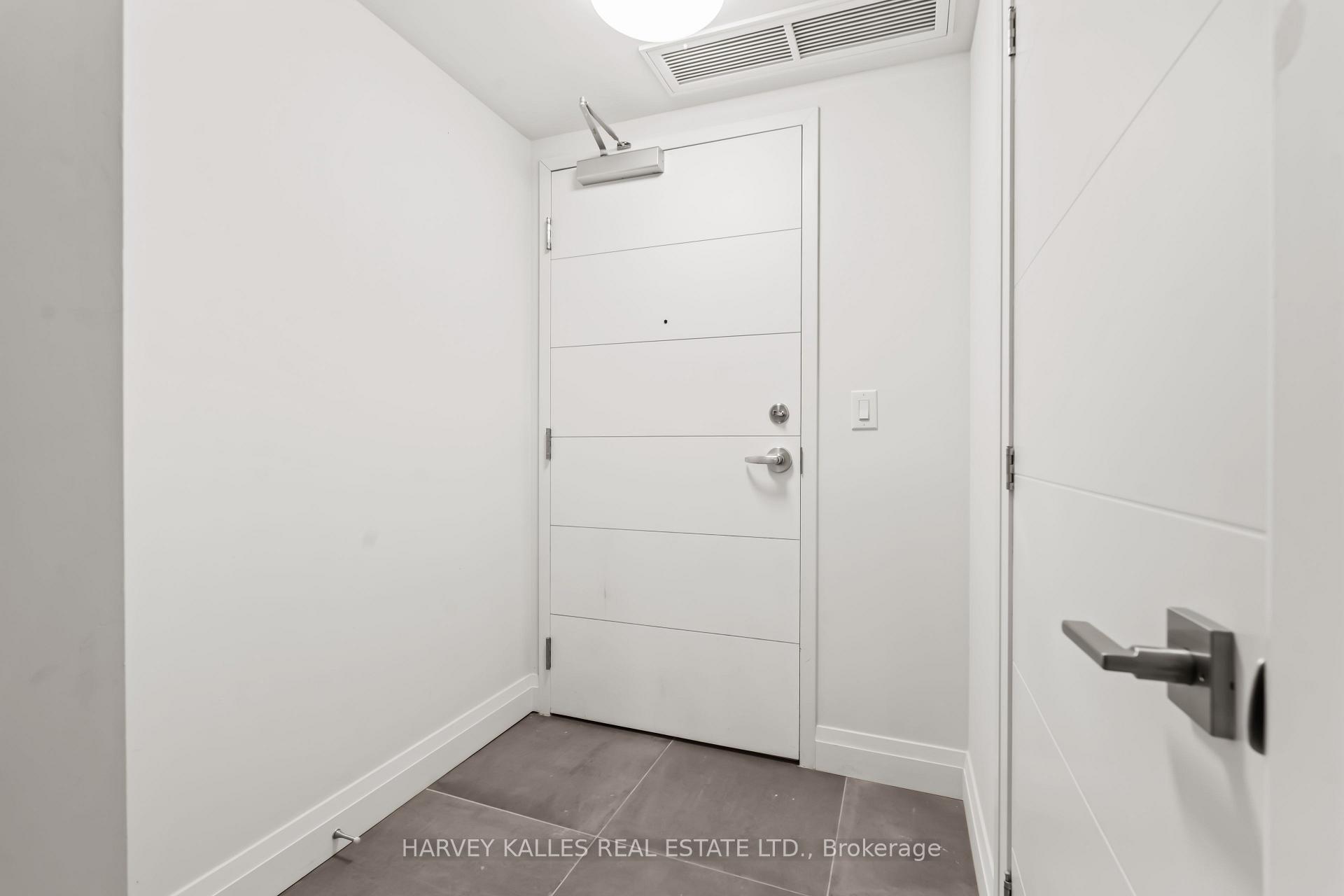 652 Princess Street 237