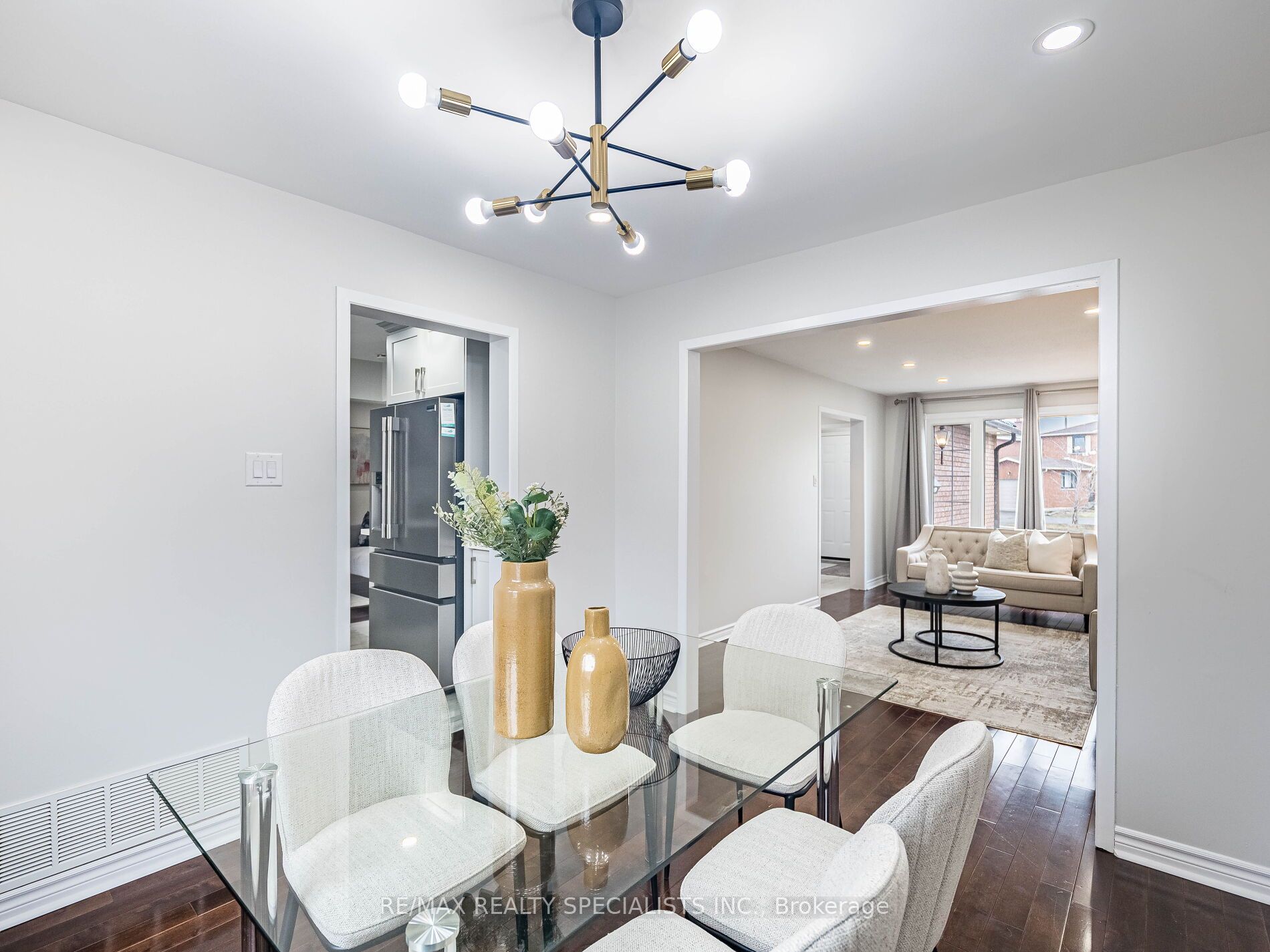 5 Brookview Road