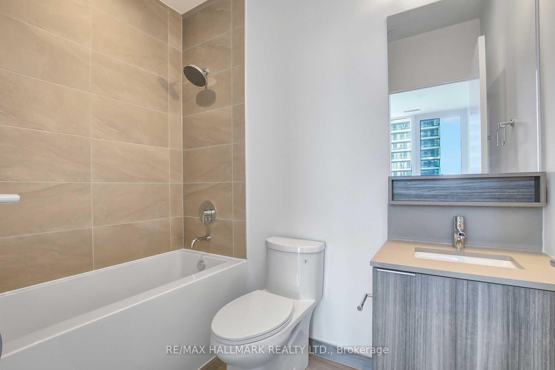 3 Bedrooms Condo at 898 Portage, Vaughan For sale