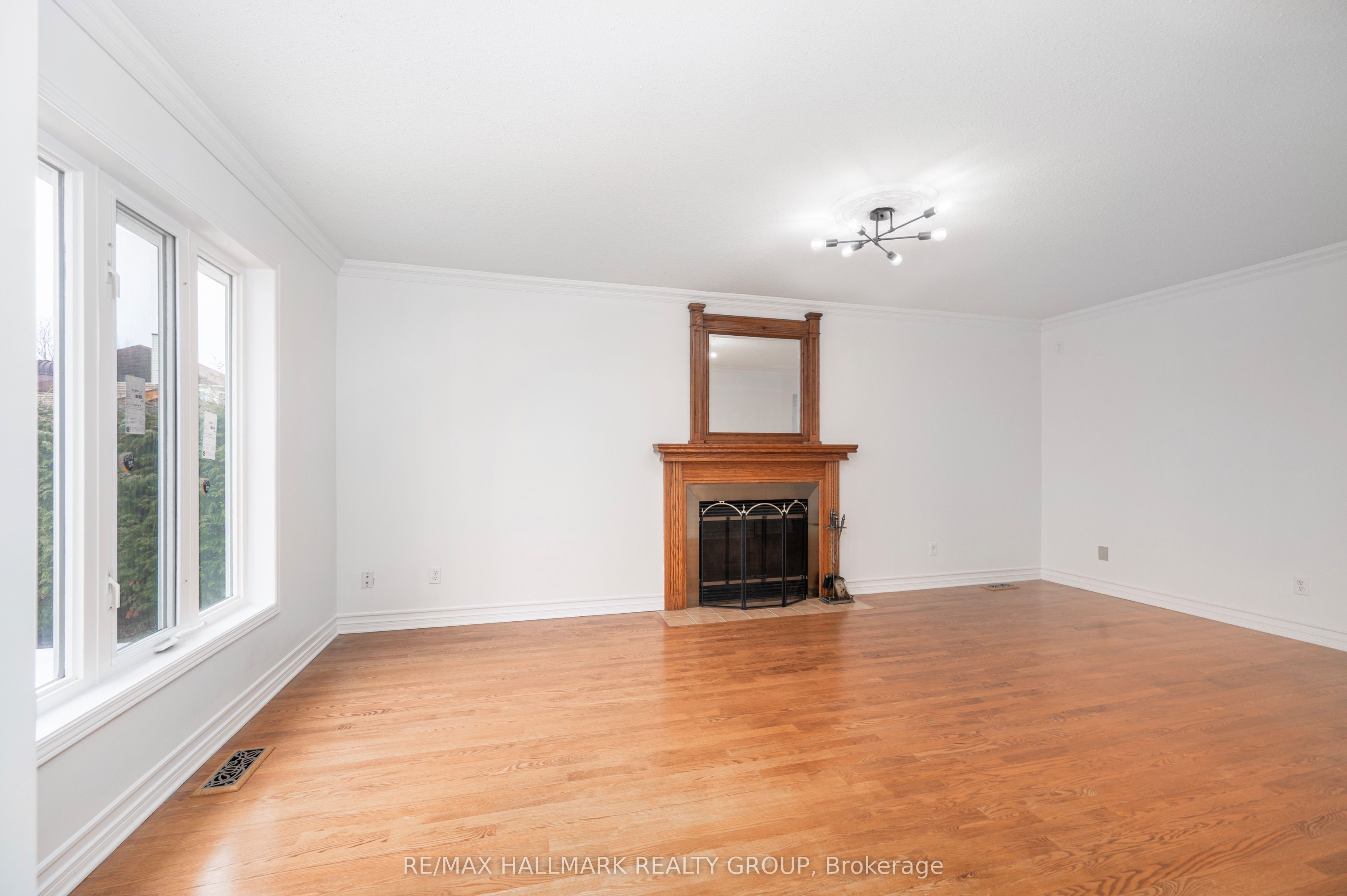 1401 MONTRESOR Way