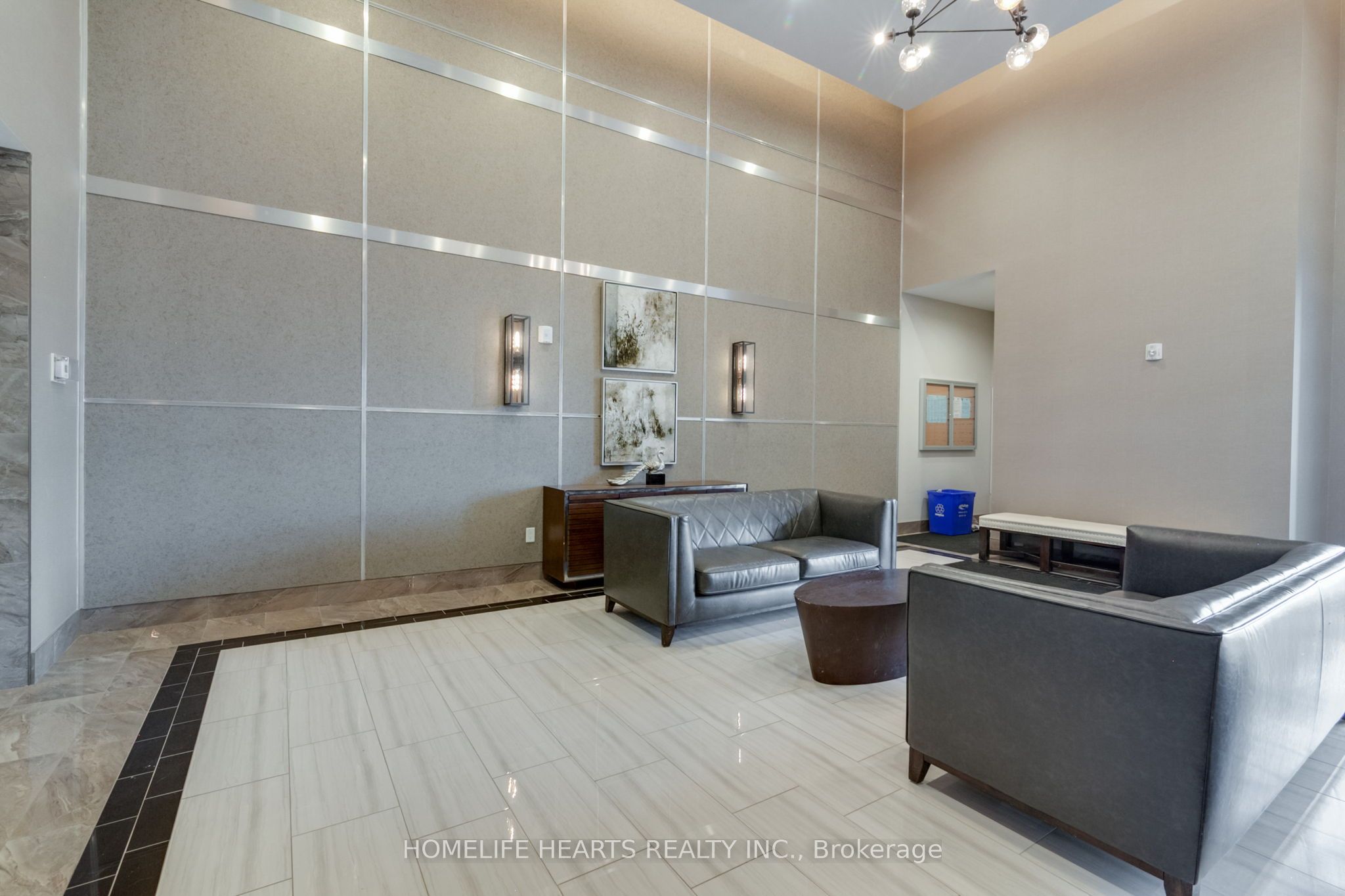2486 Old Bronte Road, #303