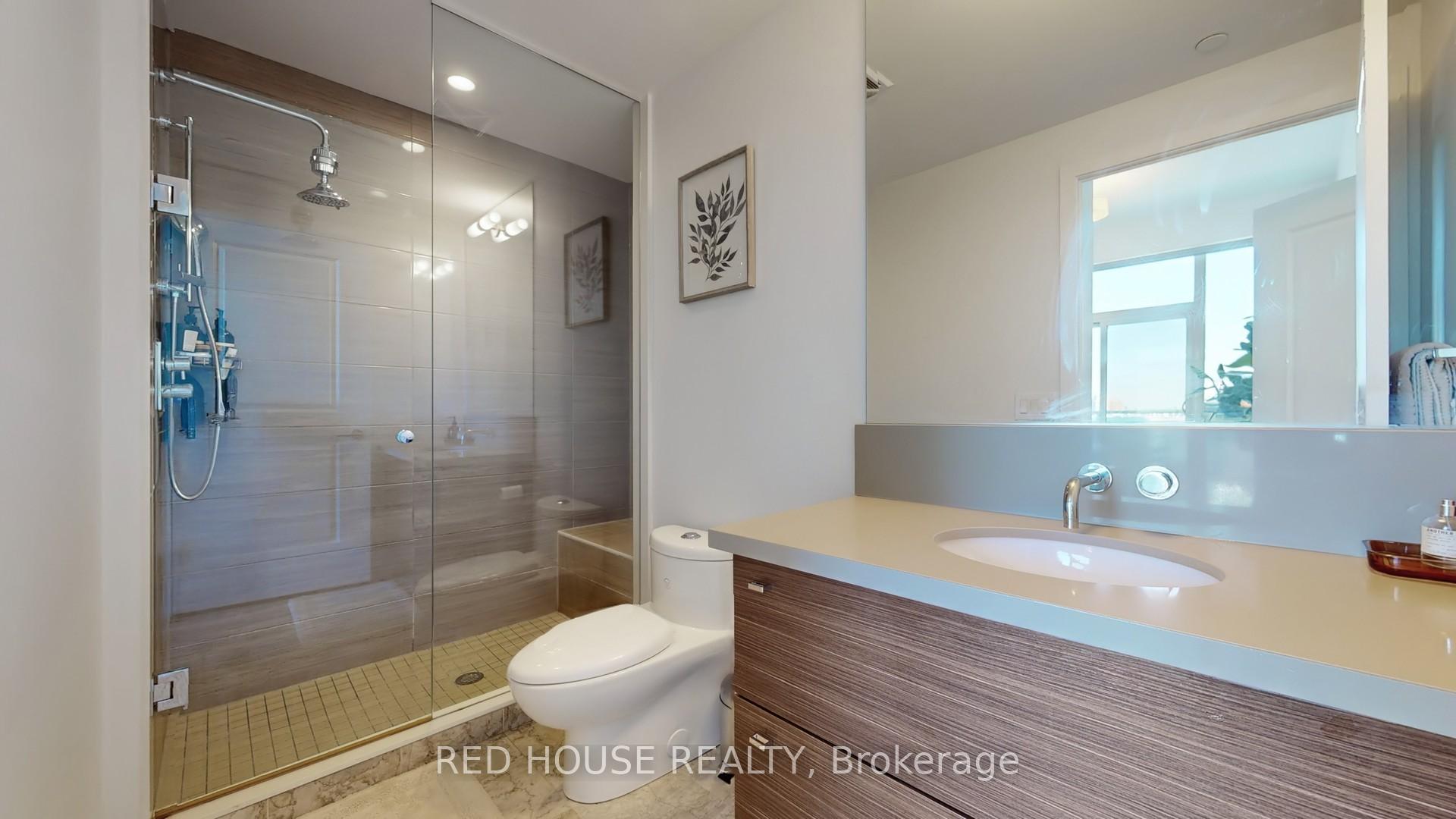3 Bedrooms Condo at 33 Shore Breeze, Toronto For sale