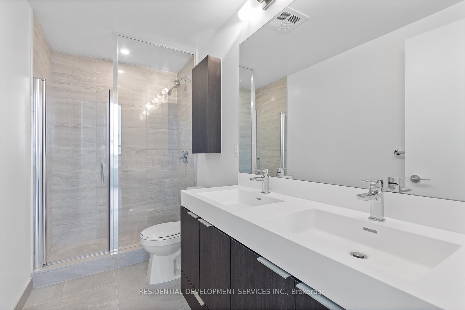 3 Bedrooms Condo at 3100 Keele,  Toronto For sale