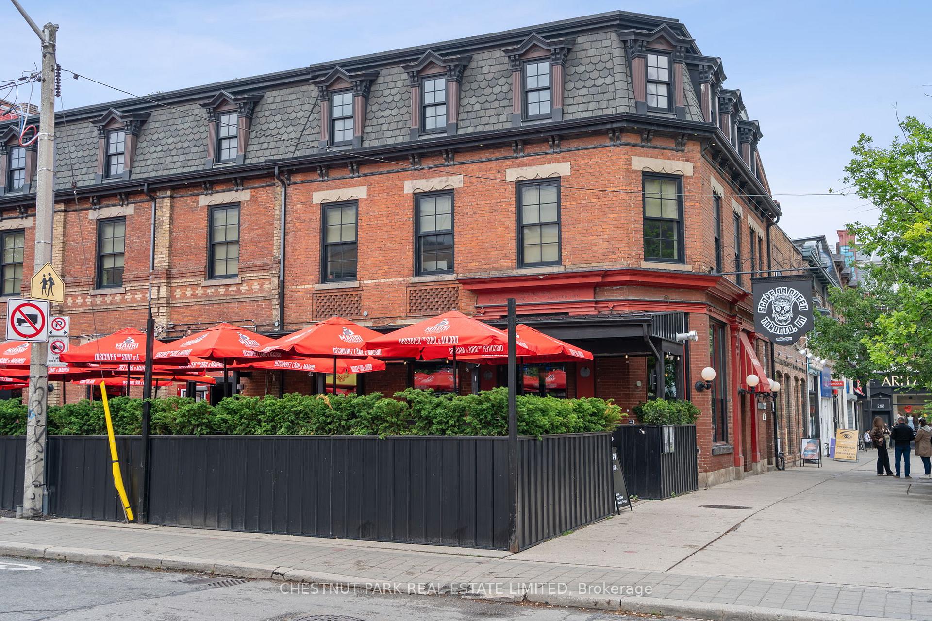 3 Bedrooms Condo at 11 Soho, Toronto For sale