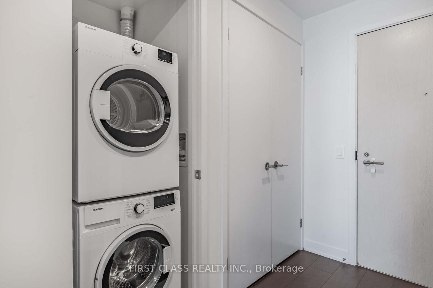 Condo at 115 Blue Jays, Toronto For sale