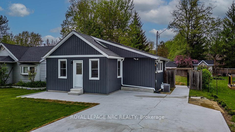 10556 Woodland Drive, Wainfleet, ON L3K 5V4