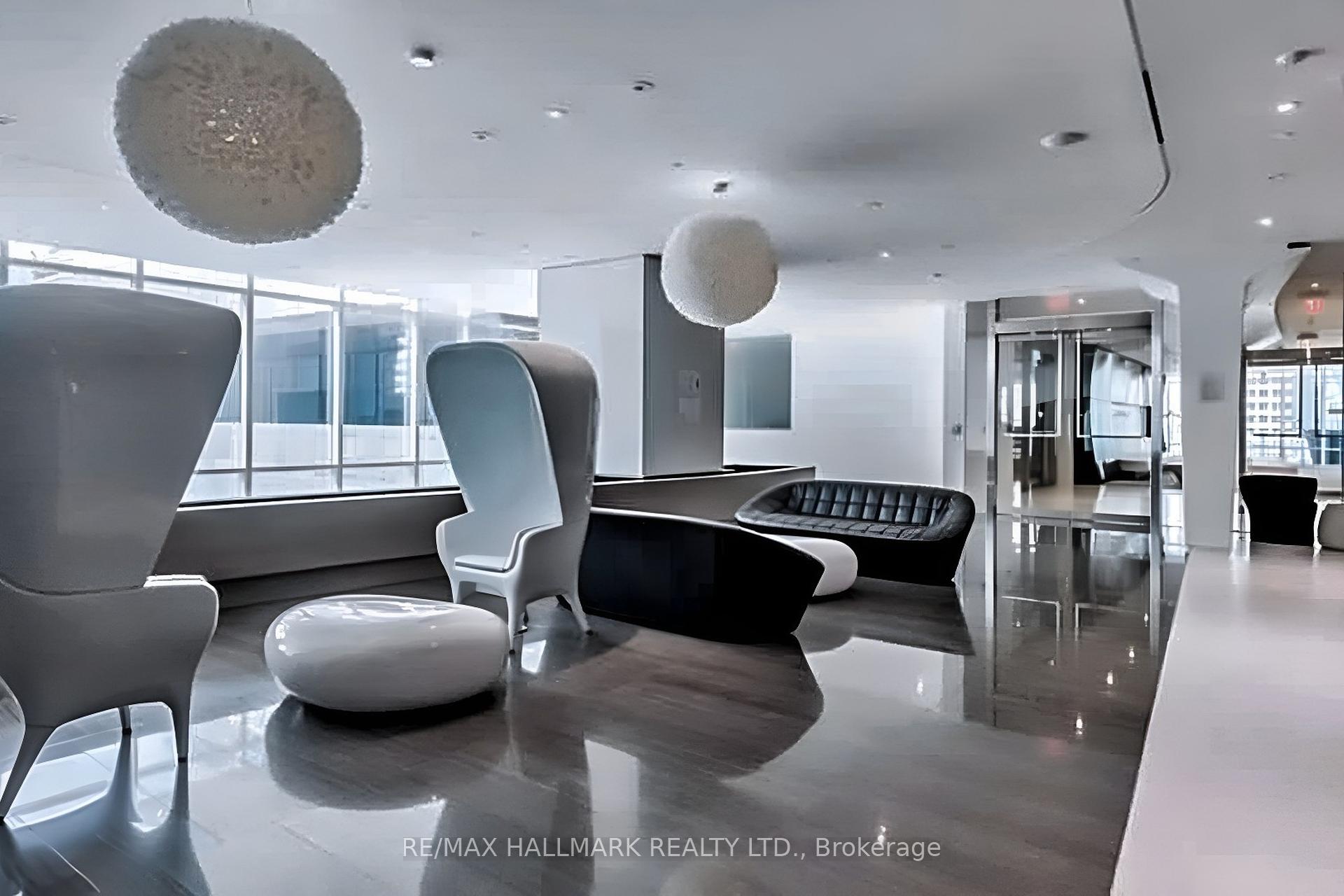 3 Bedrooms Condo at 1 Bloor,  Toronto For sale