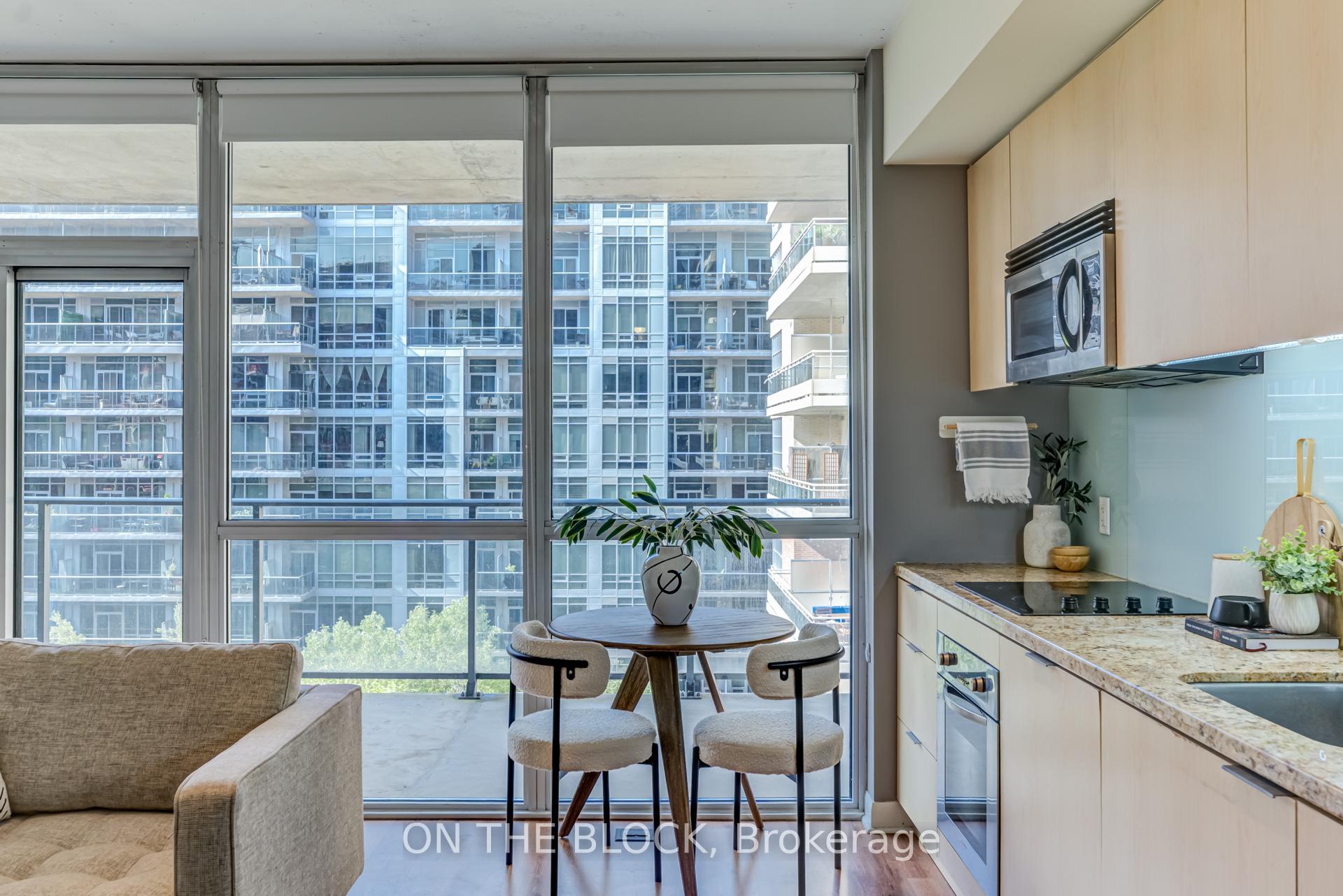 1 Bedroom Condo at 478 King,  Toronto For sale