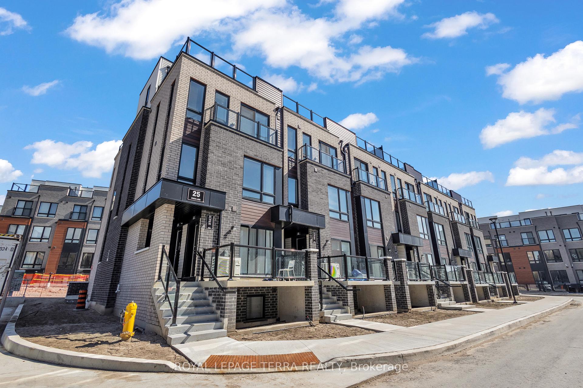 #7 – 25 Priya Lane, Toronto, ON M1B 0E8