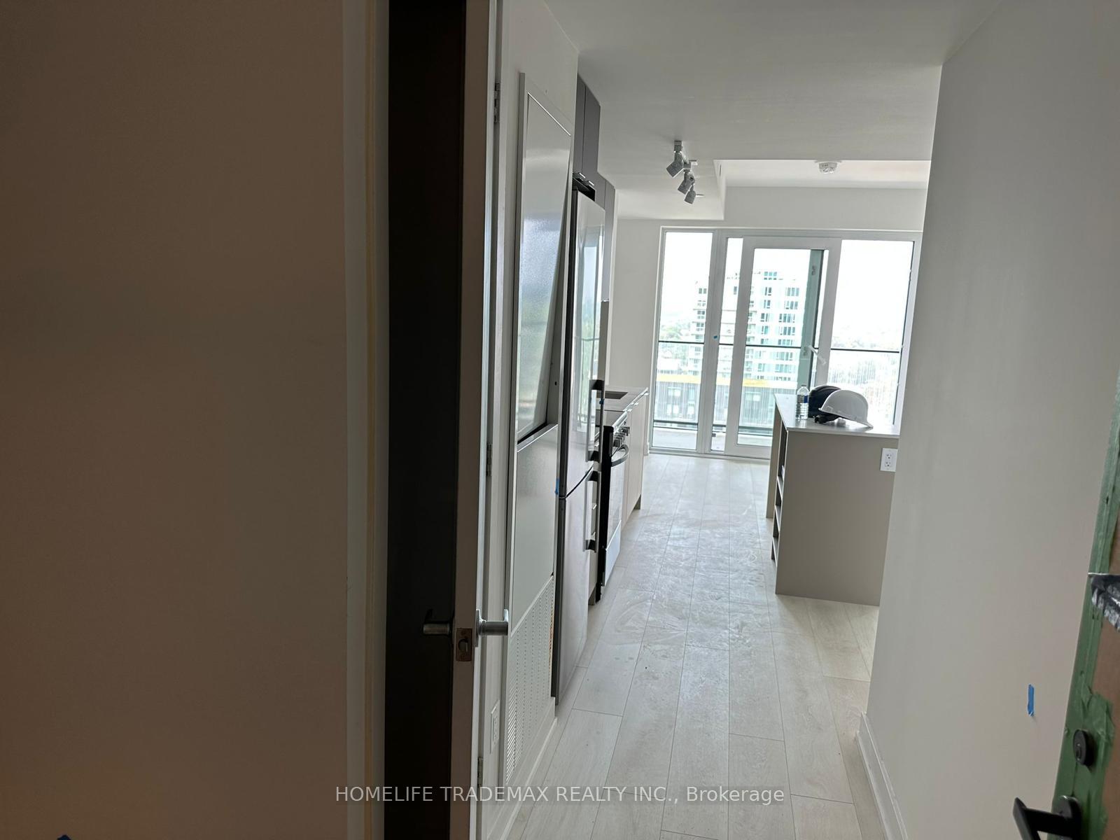 1 Bedroom Condo at 8 Tippett,  Toronto For sale