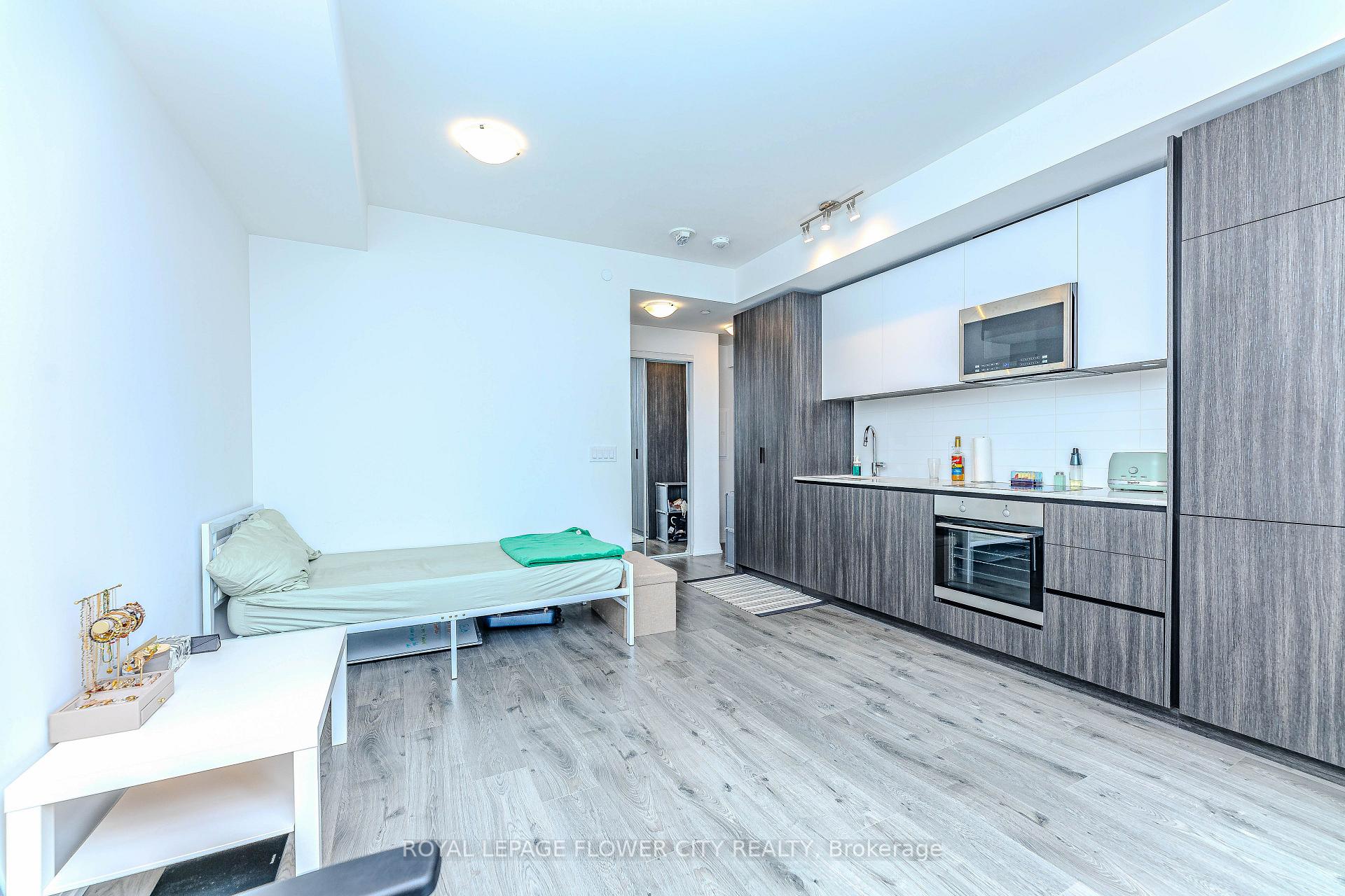 Condo at 8 Widmer, Toronto For sale