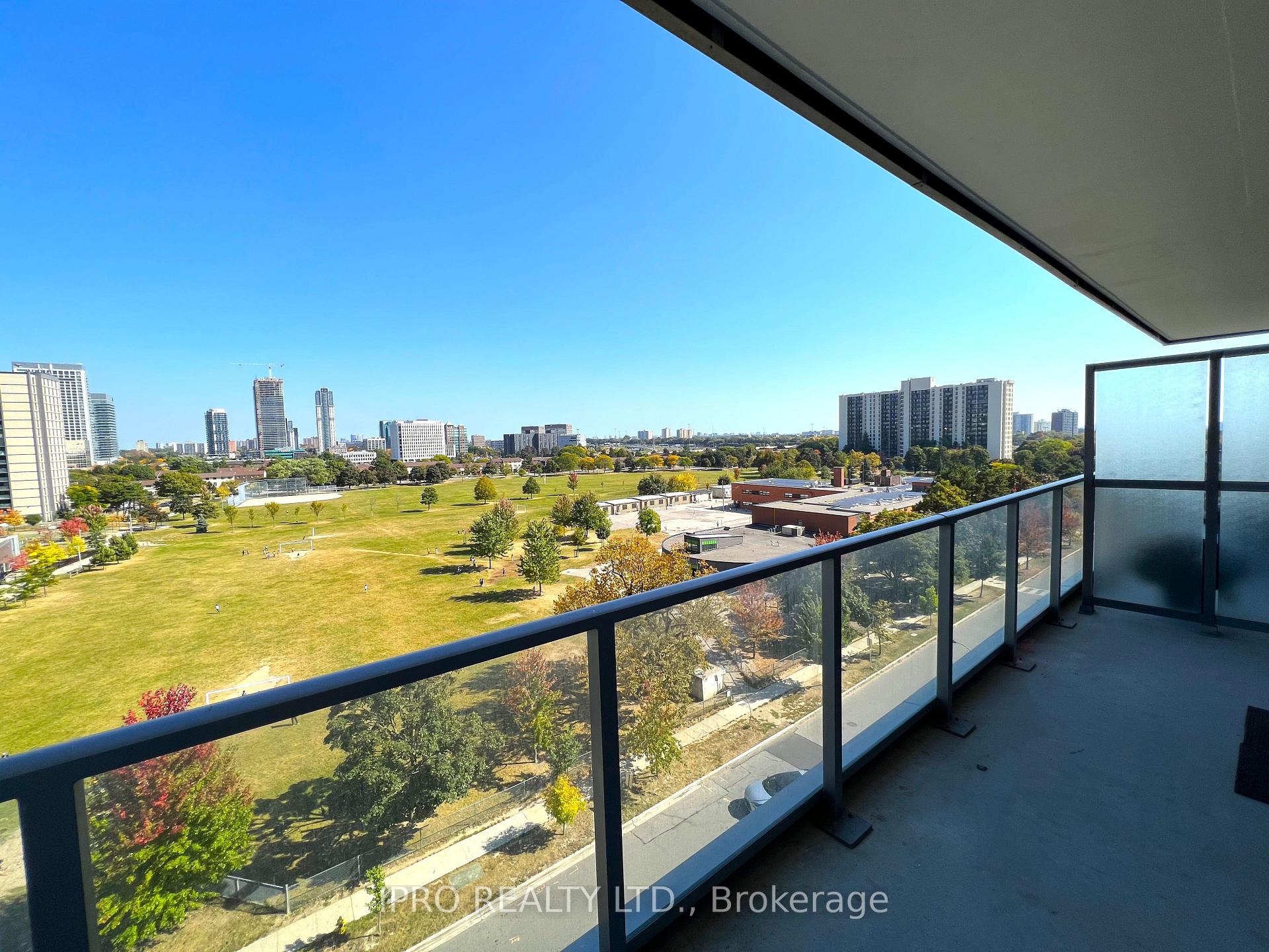 2 Bedrooms Condo at 32 Forest Manor, Toronto For sale