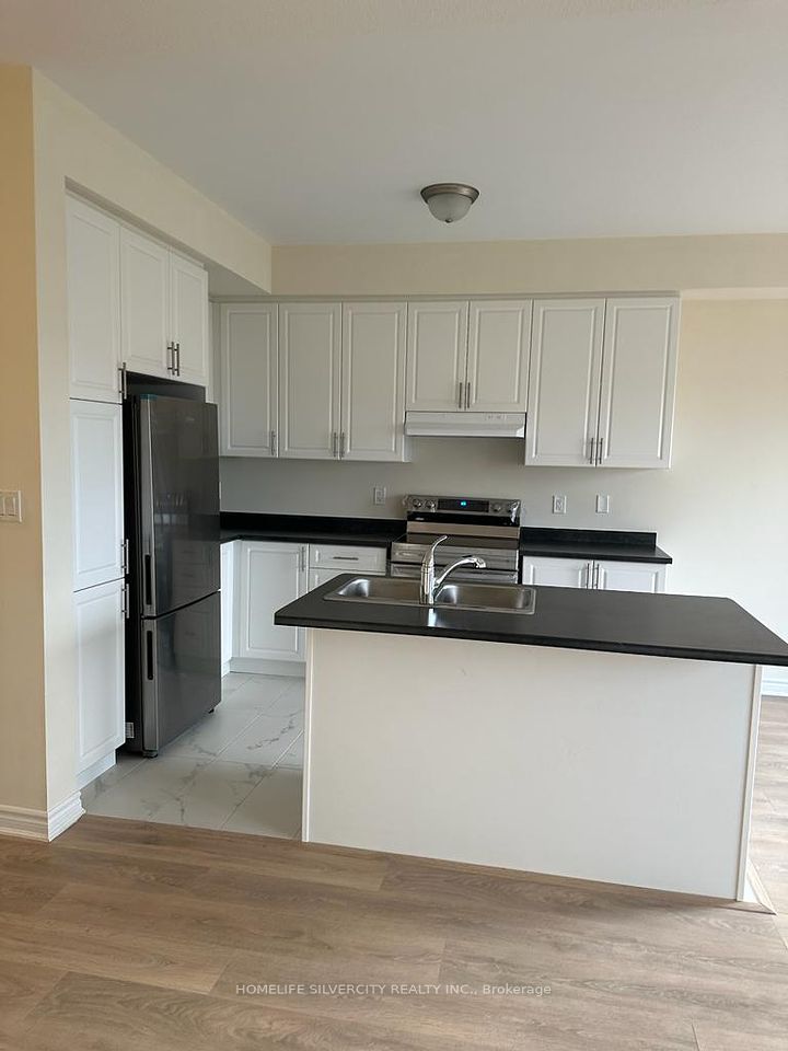125 Sapphire Way