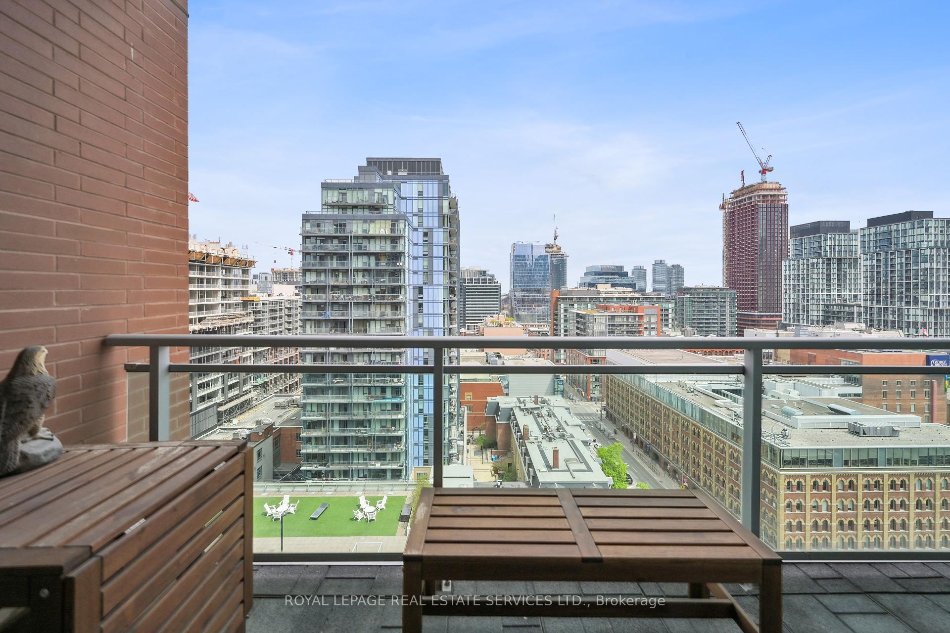 1 Bedroom Condo at 112 George, Toronto For sale