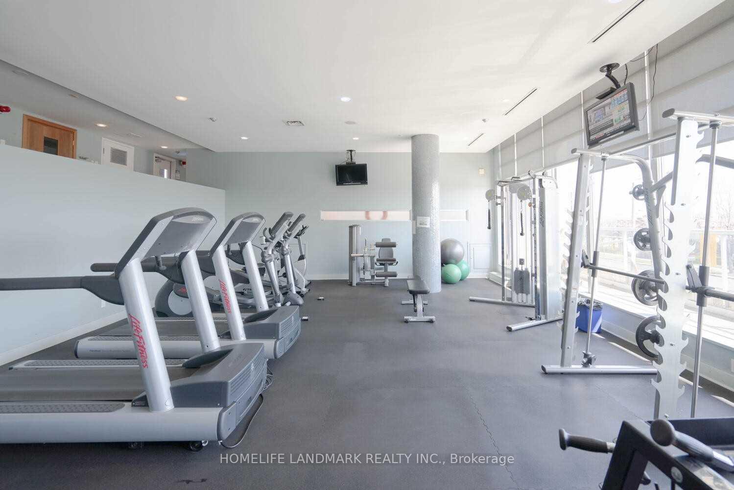 2 Bedrooms Condo at 1050 The Queensway, Toronto For sale