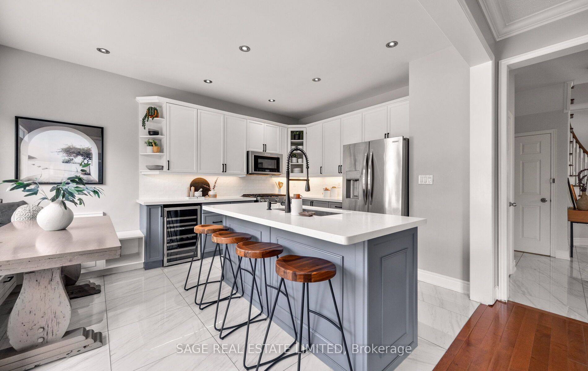3911 Rosanna Drive