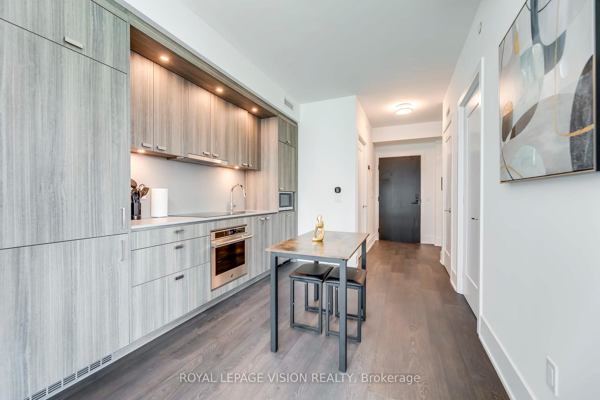 2 Bedrooms Condo at 470 Front, Toronto For sale