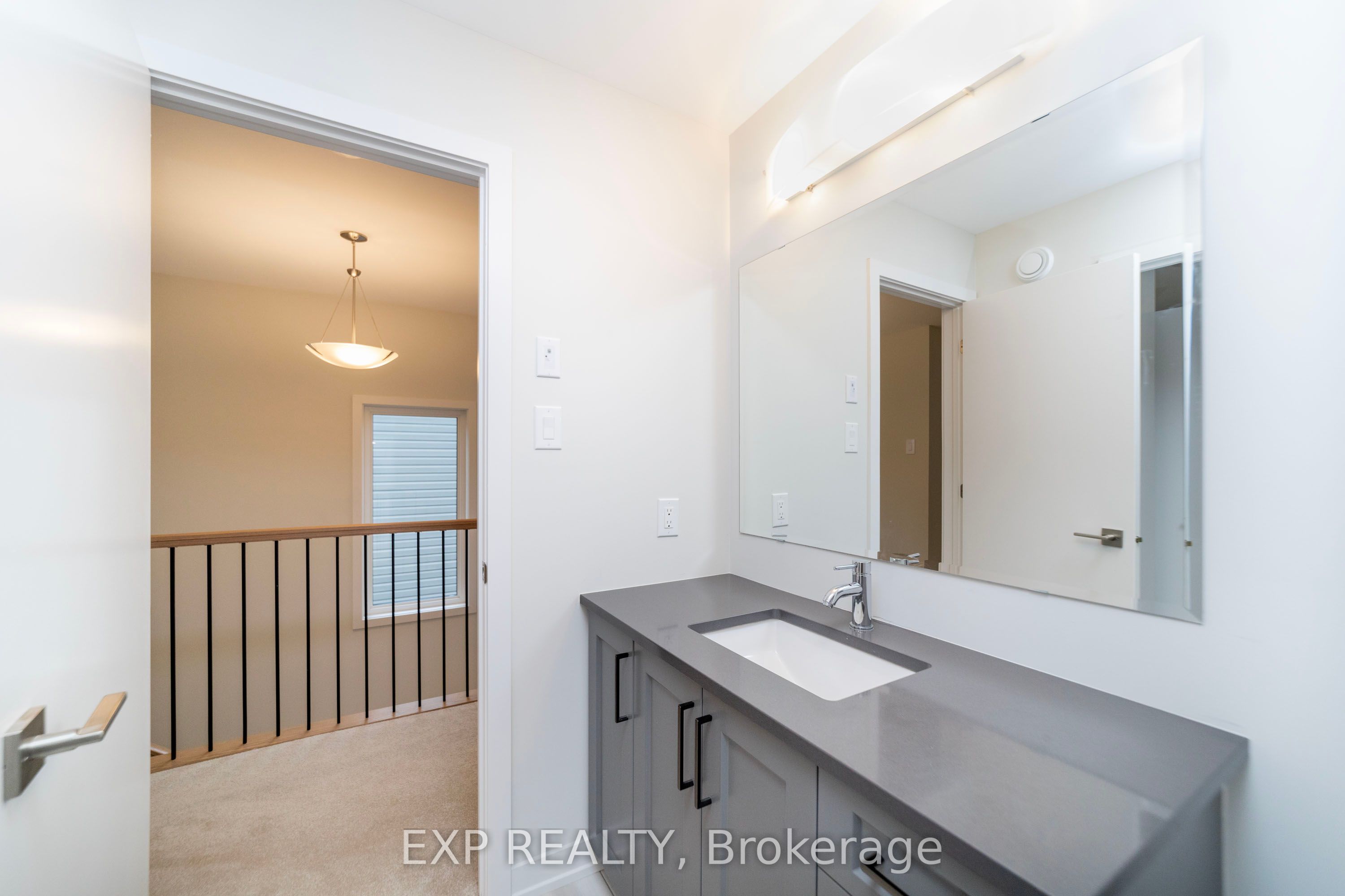 230 FINSBURY Avenue, Stittsville - Munster - Richmond 8203 - Stittsville (South)