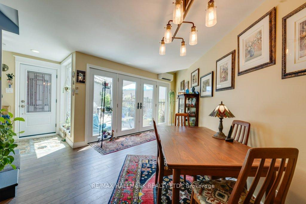 2 Bedrooms Condo at 2366 Queen, Toronto For sale