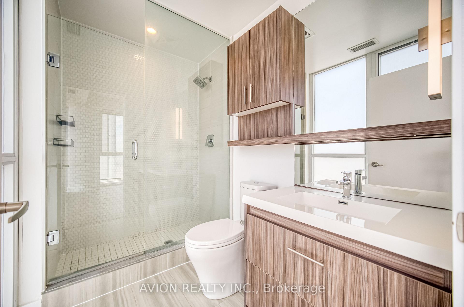 2 Bedrooms Condo at 128 Fairview Mall,  Toronto For sale