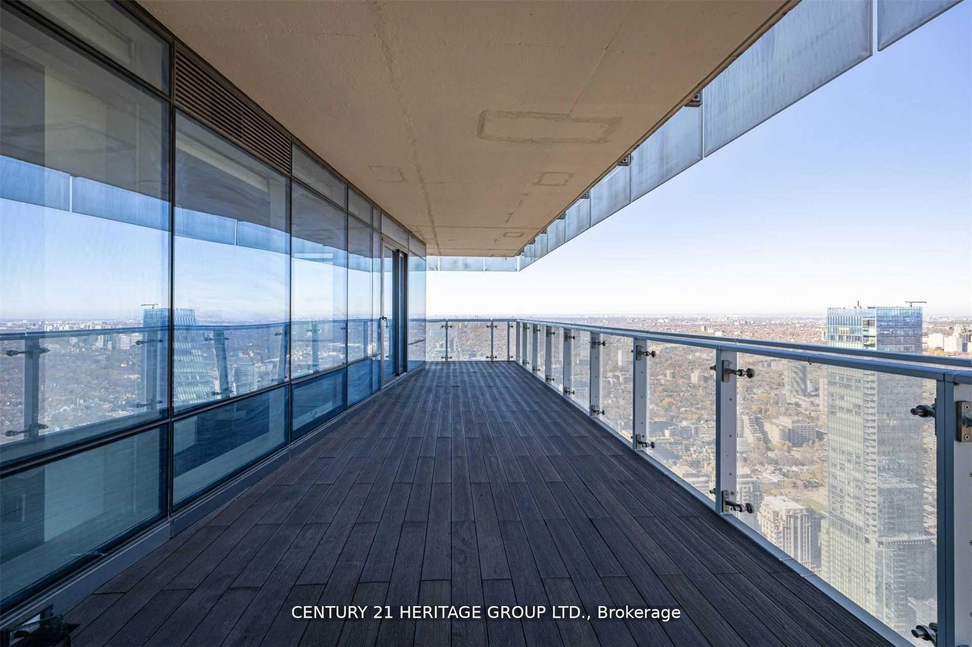 2 Bedrooms Condo at 1 Bloor, Toronto For sale