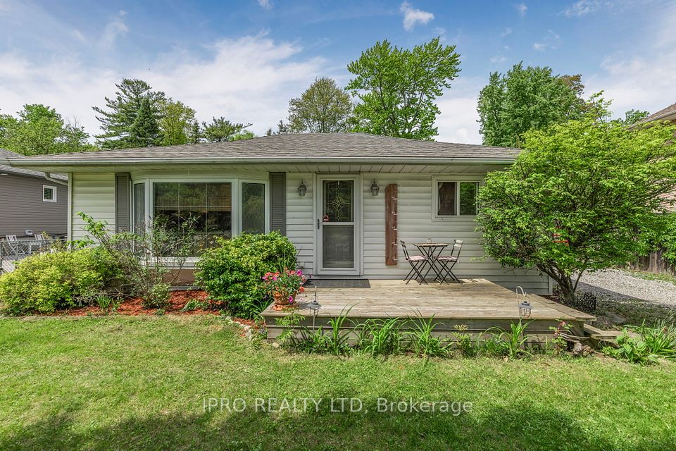 36 Oak Avenue