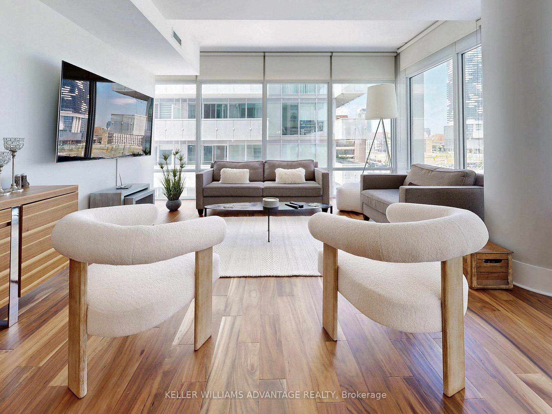 2 Bedrooms Condo at 29 Queens, Toronto For sale