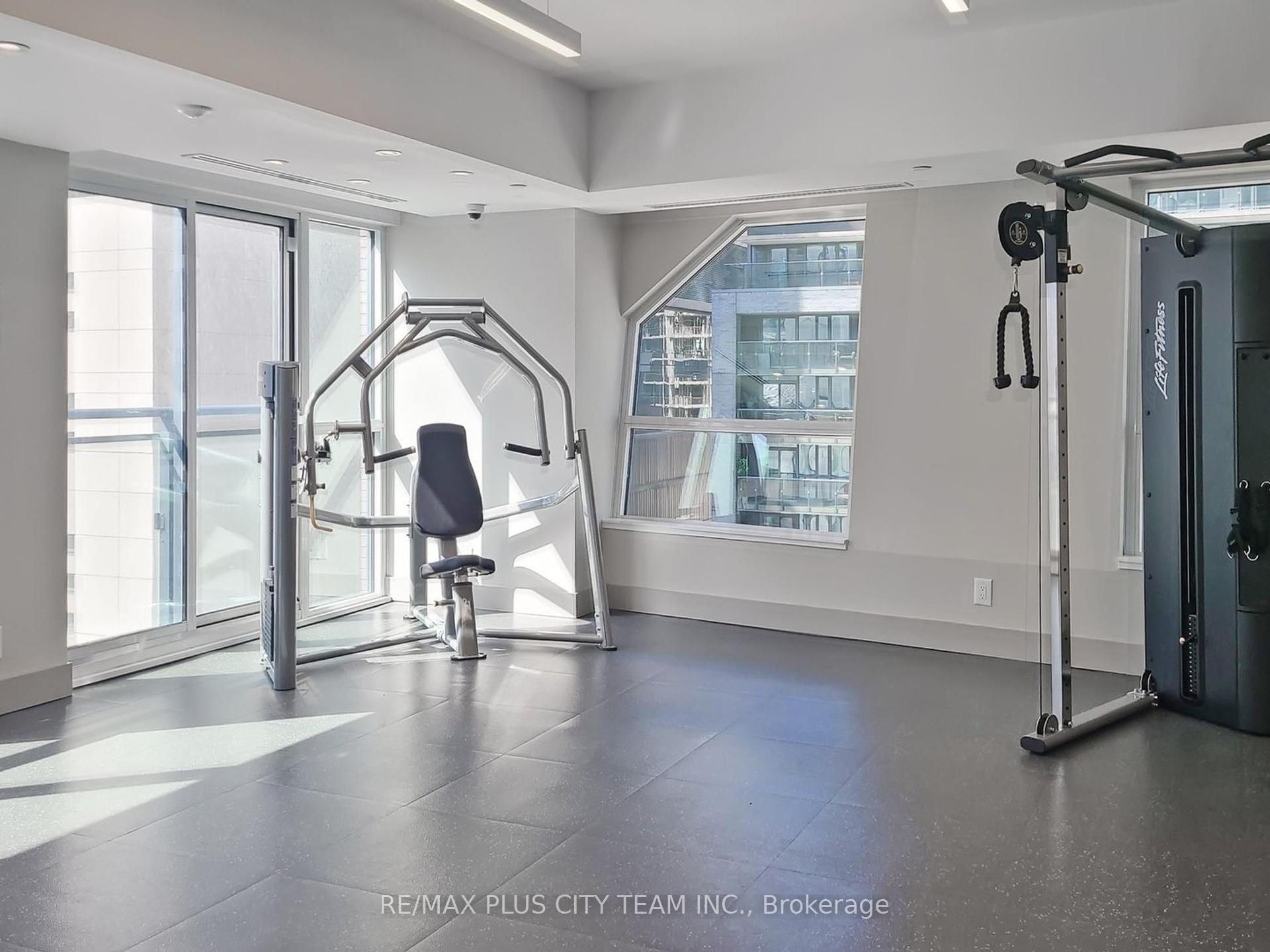 2 Bedrooms Condo at 99 John, Toronto For sale