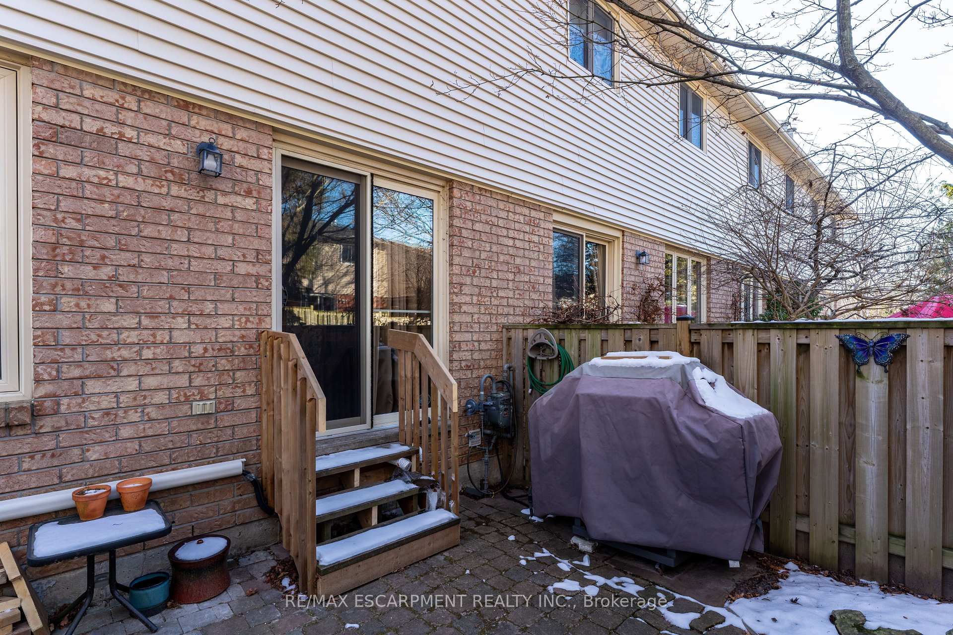 3 Bedrooms Condo at 79 Braeheid,  Hamilton For sale