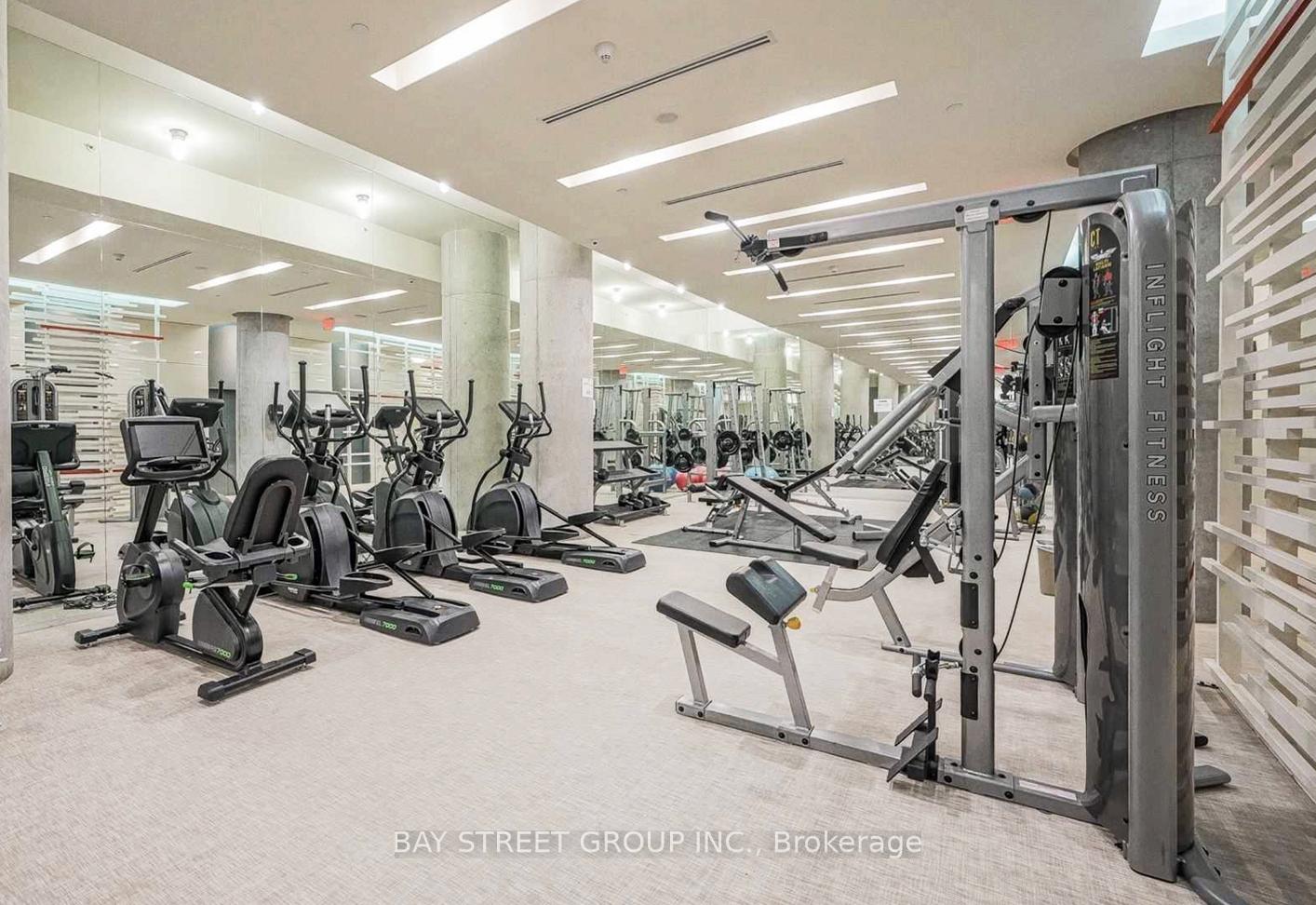 1 Bedroom Condo at 15 Grenville, Toronto For sale