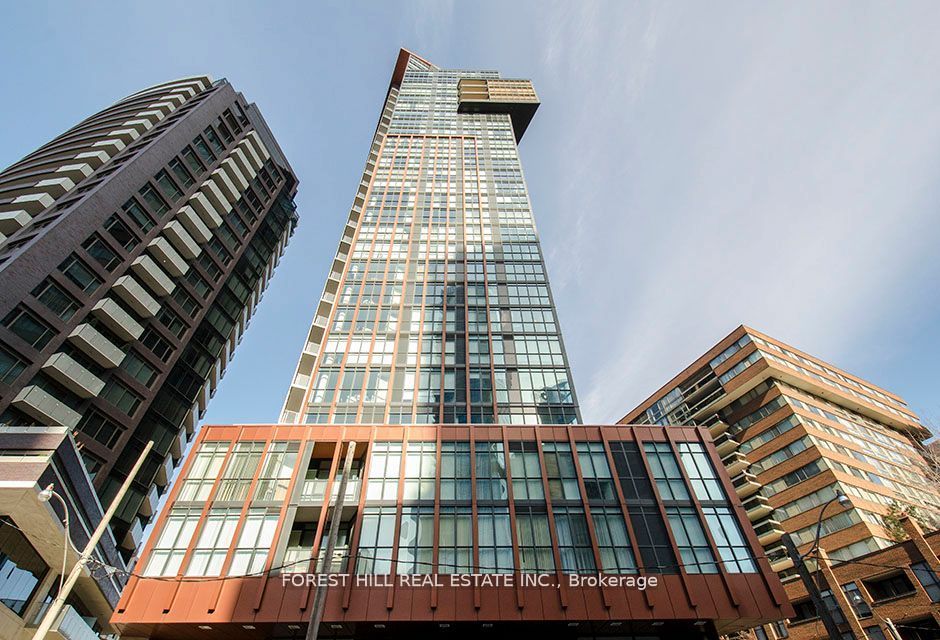 32 Davenport