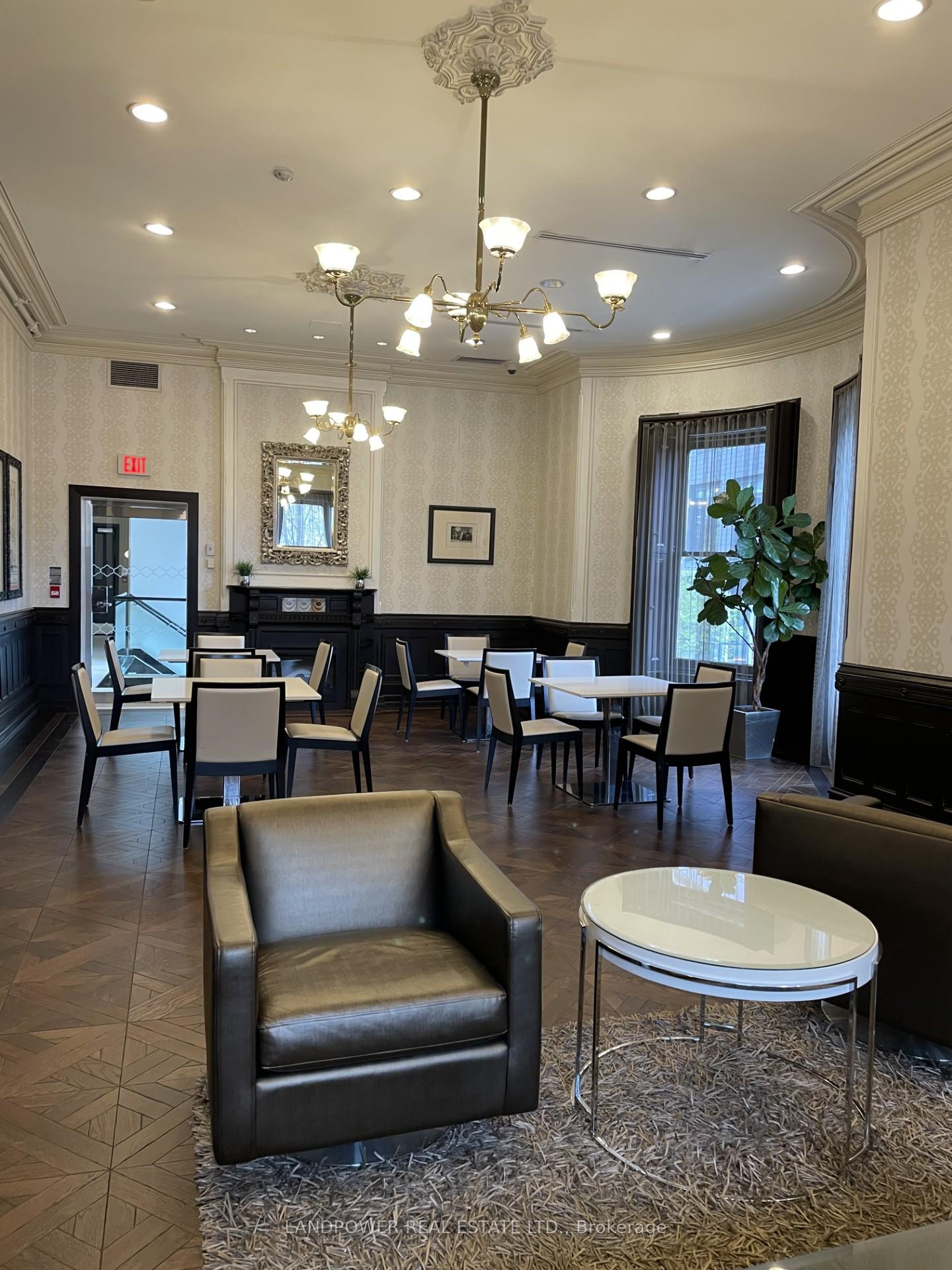 1 Bedroom Condo at 28 Linden, Toronto For sale