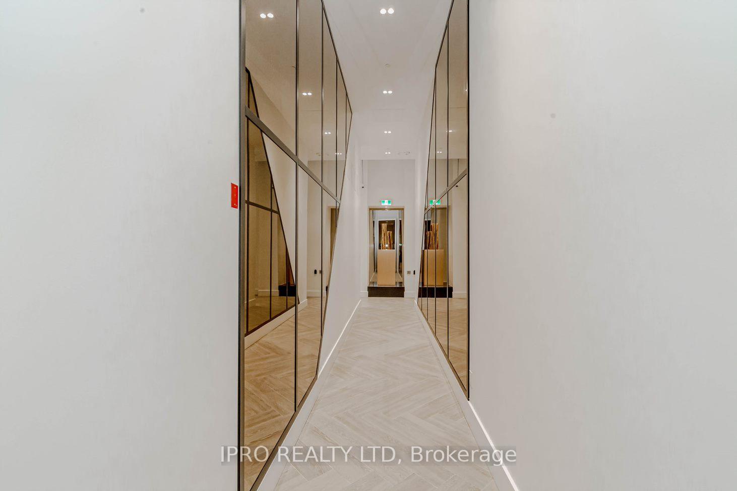 2 Bedrooms Condo at 2450 OLD BRONTE, Oakville For sale